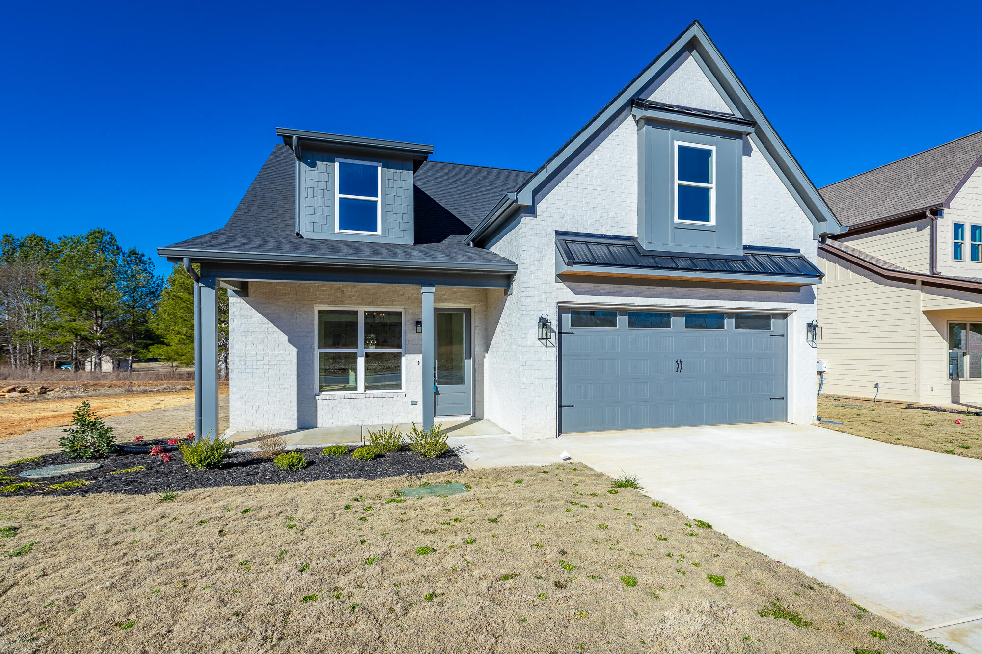 8285 Snowdrop Way