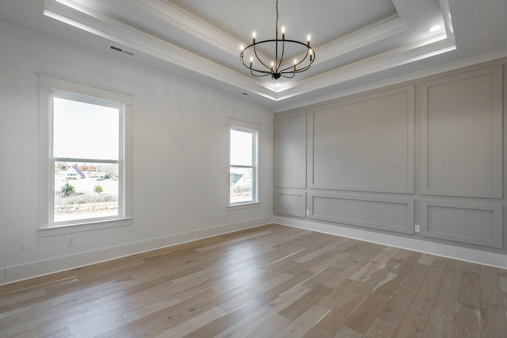 8285 Snowdrop Way
