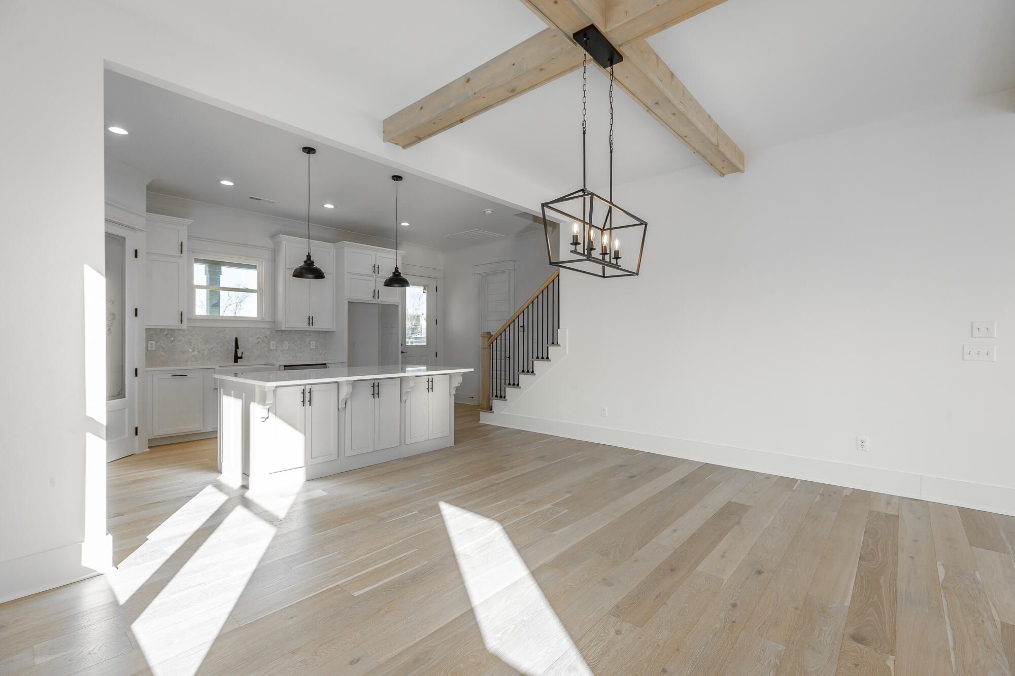 8285 Snowdrop Way