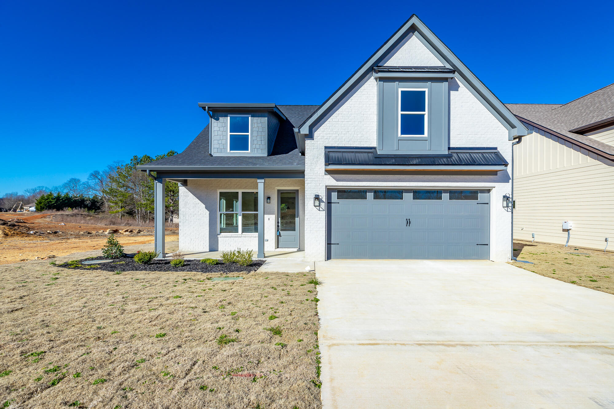 8285 Snowdrop Way