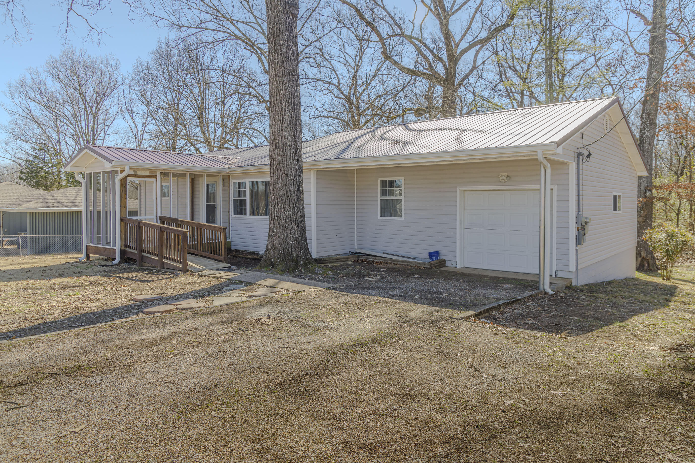 1460 Elm Street