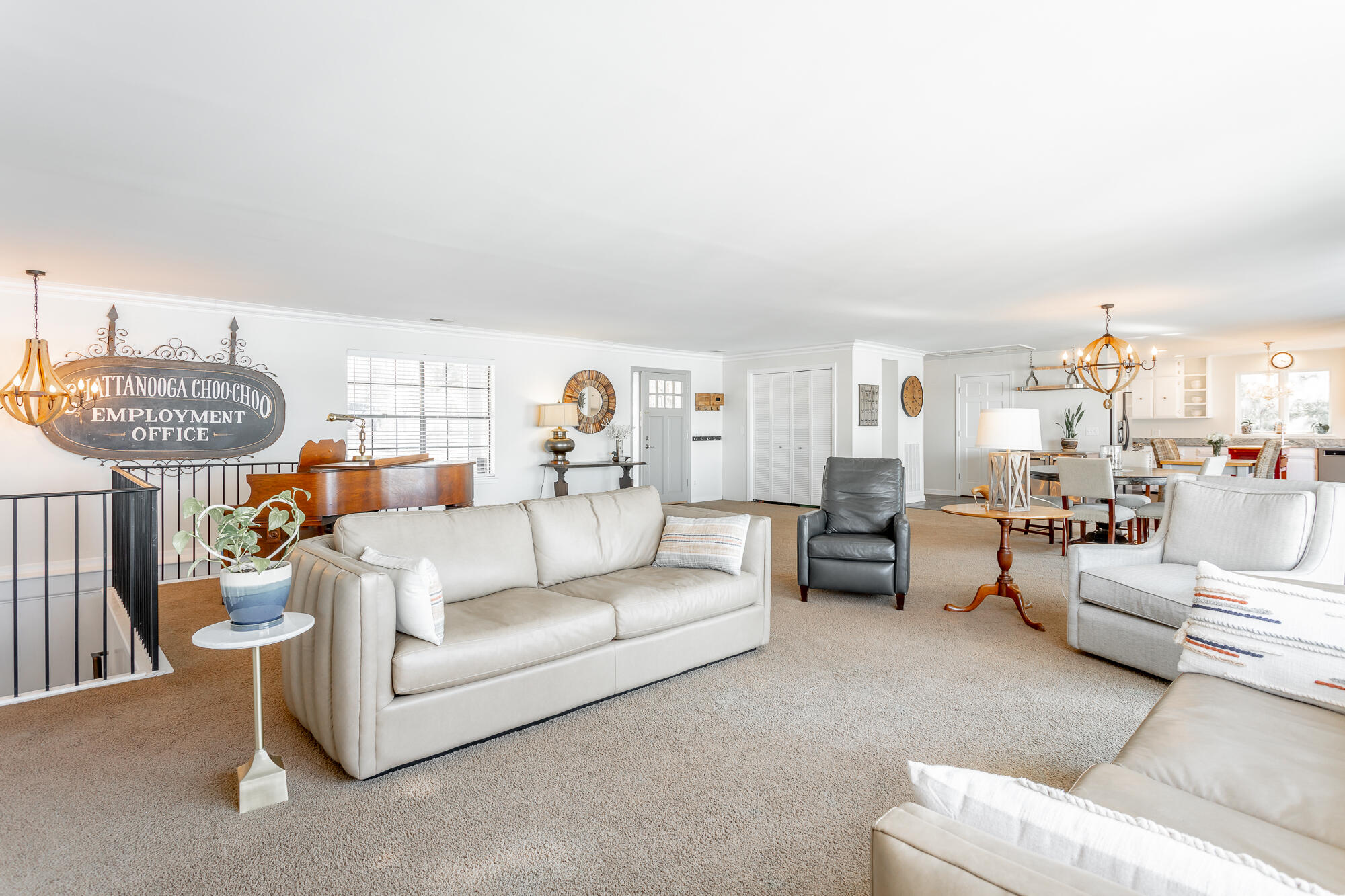 5717 Island View Drive