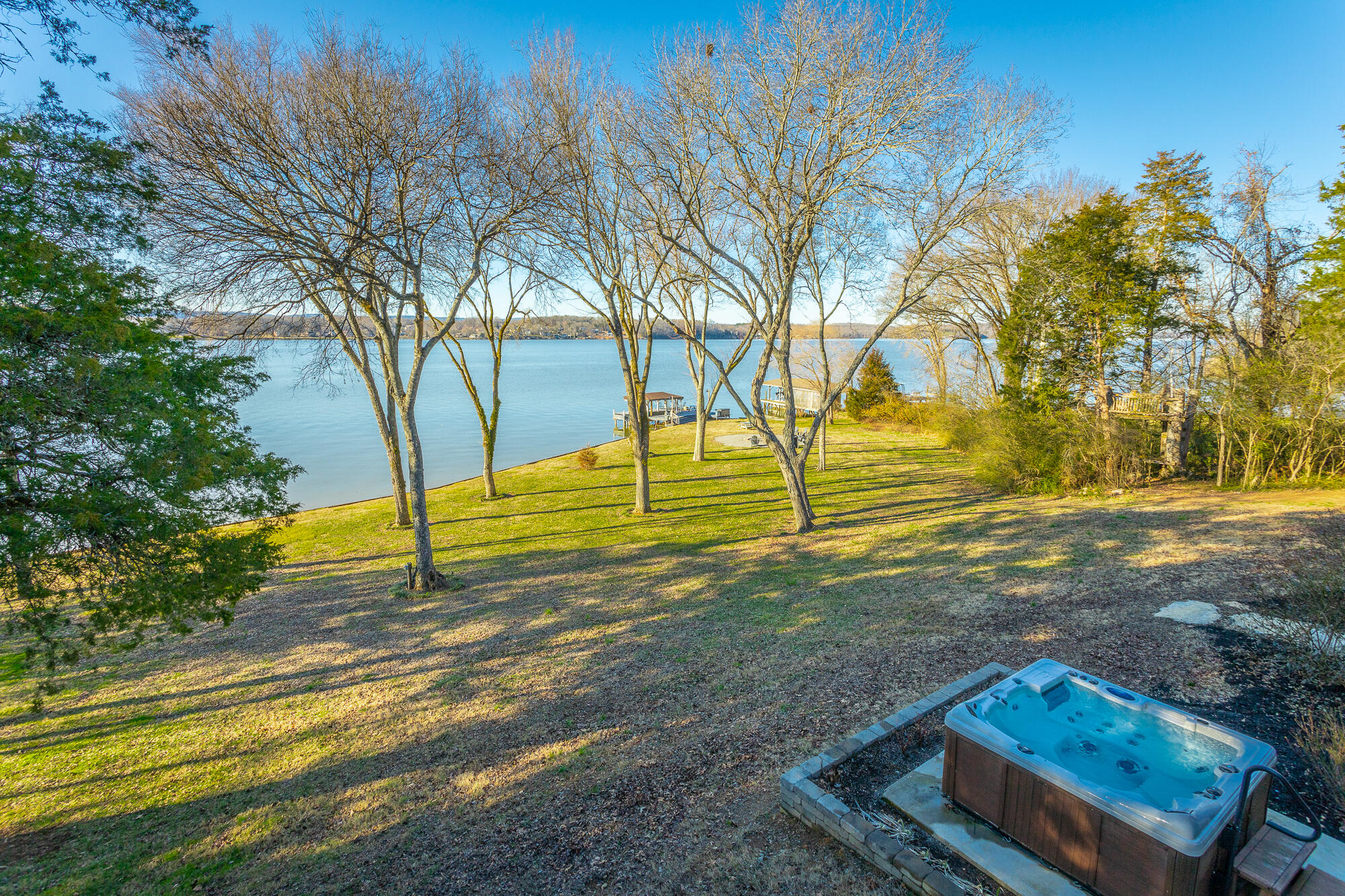 5717 Island View Drive