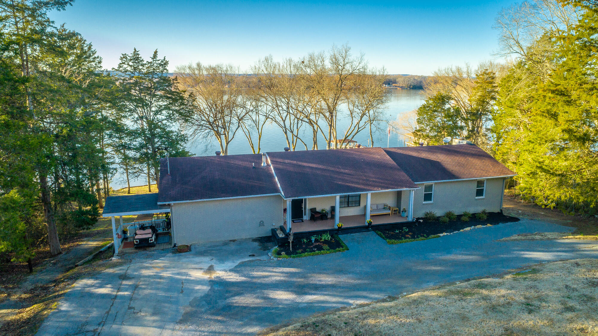 5717 Island View Drive