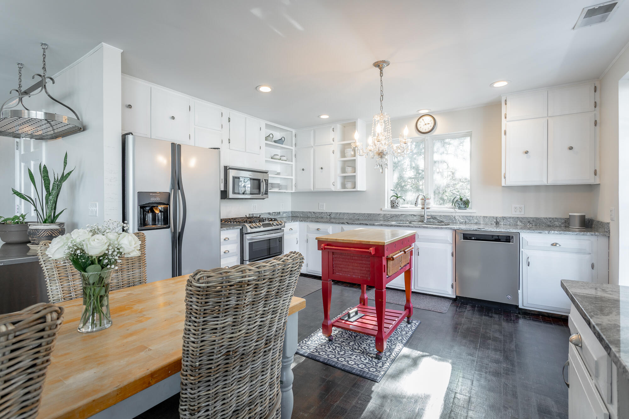 5717 Island View Drive