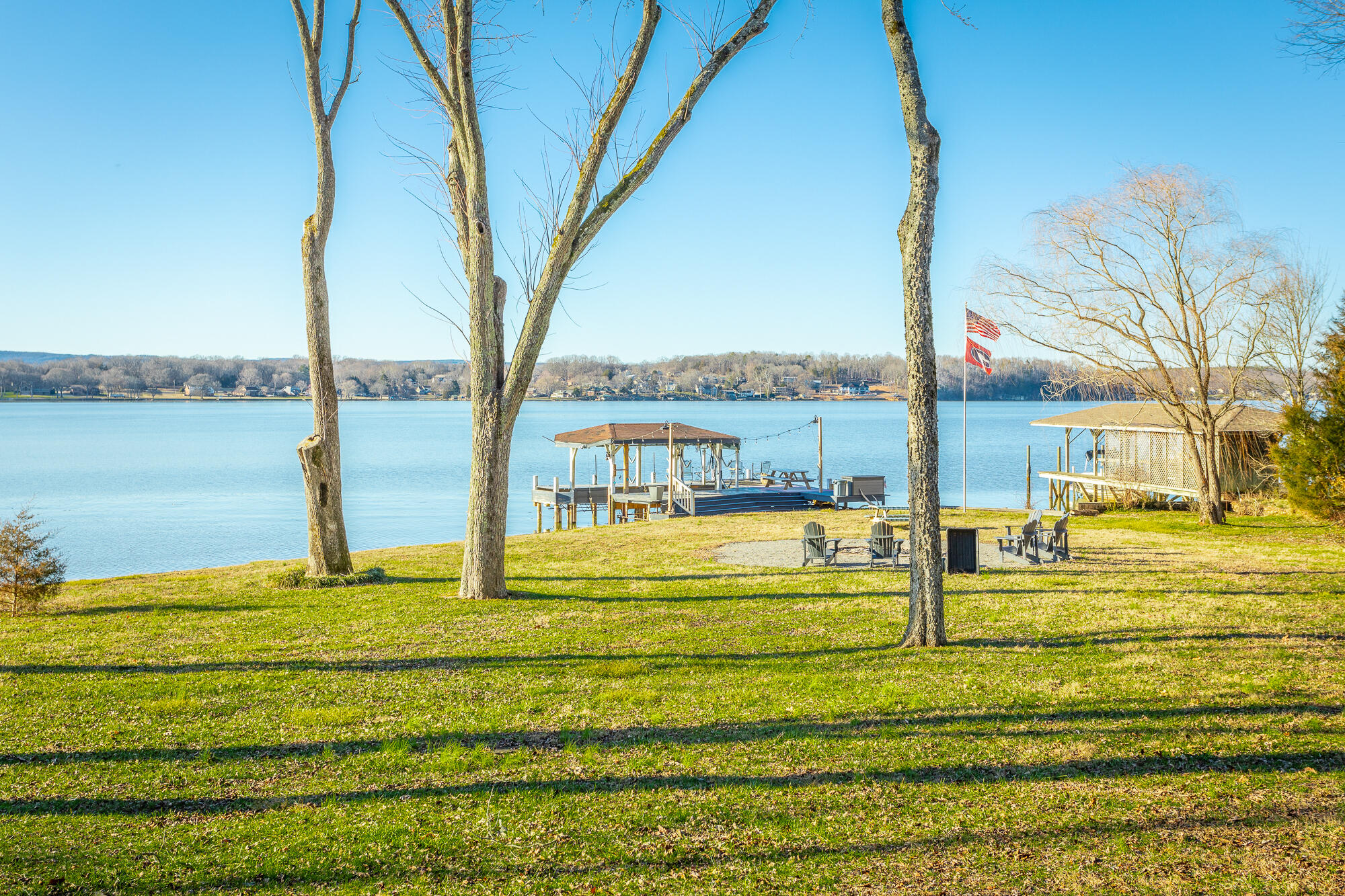 5717 Island View Drive