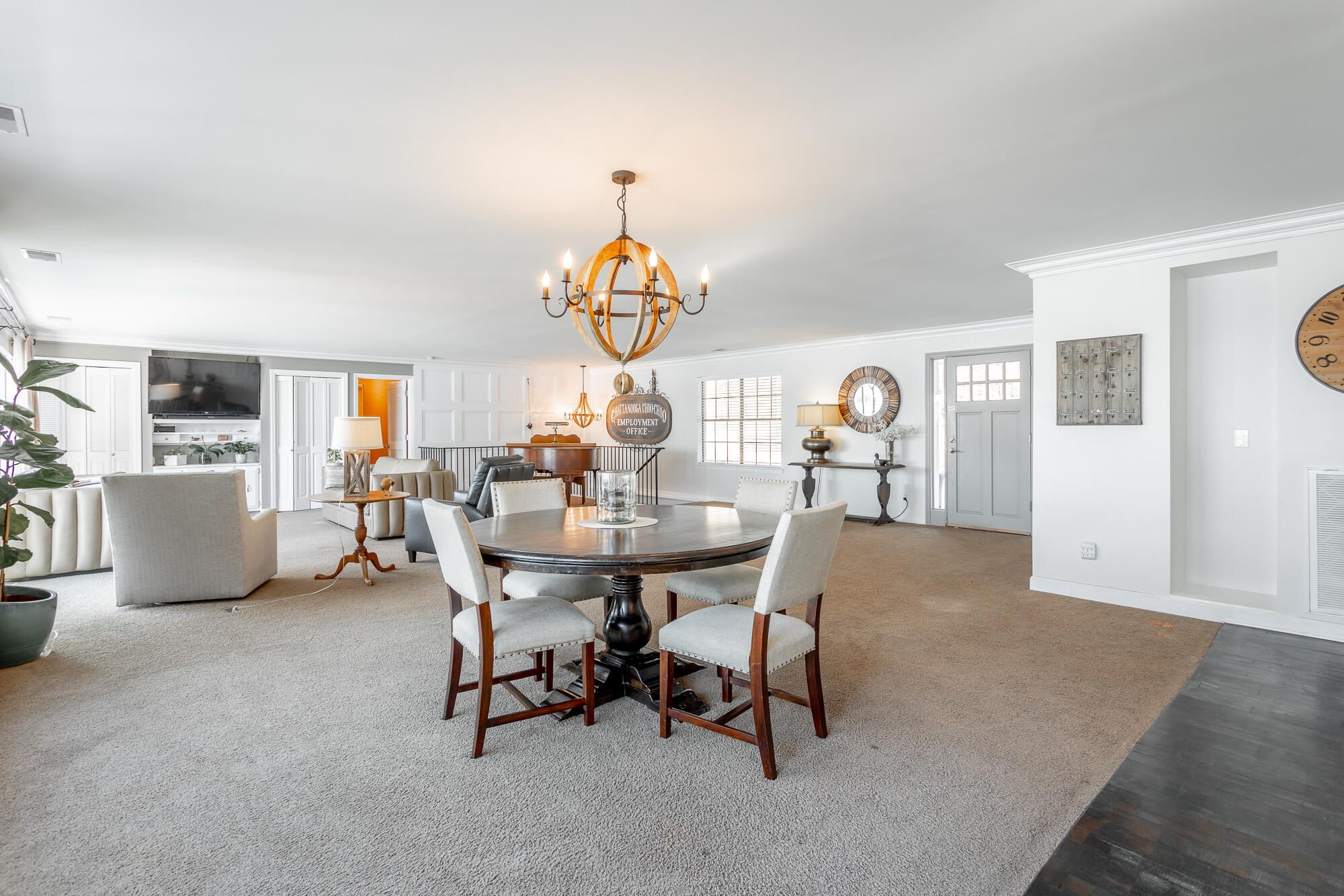 5717 Island View Drive