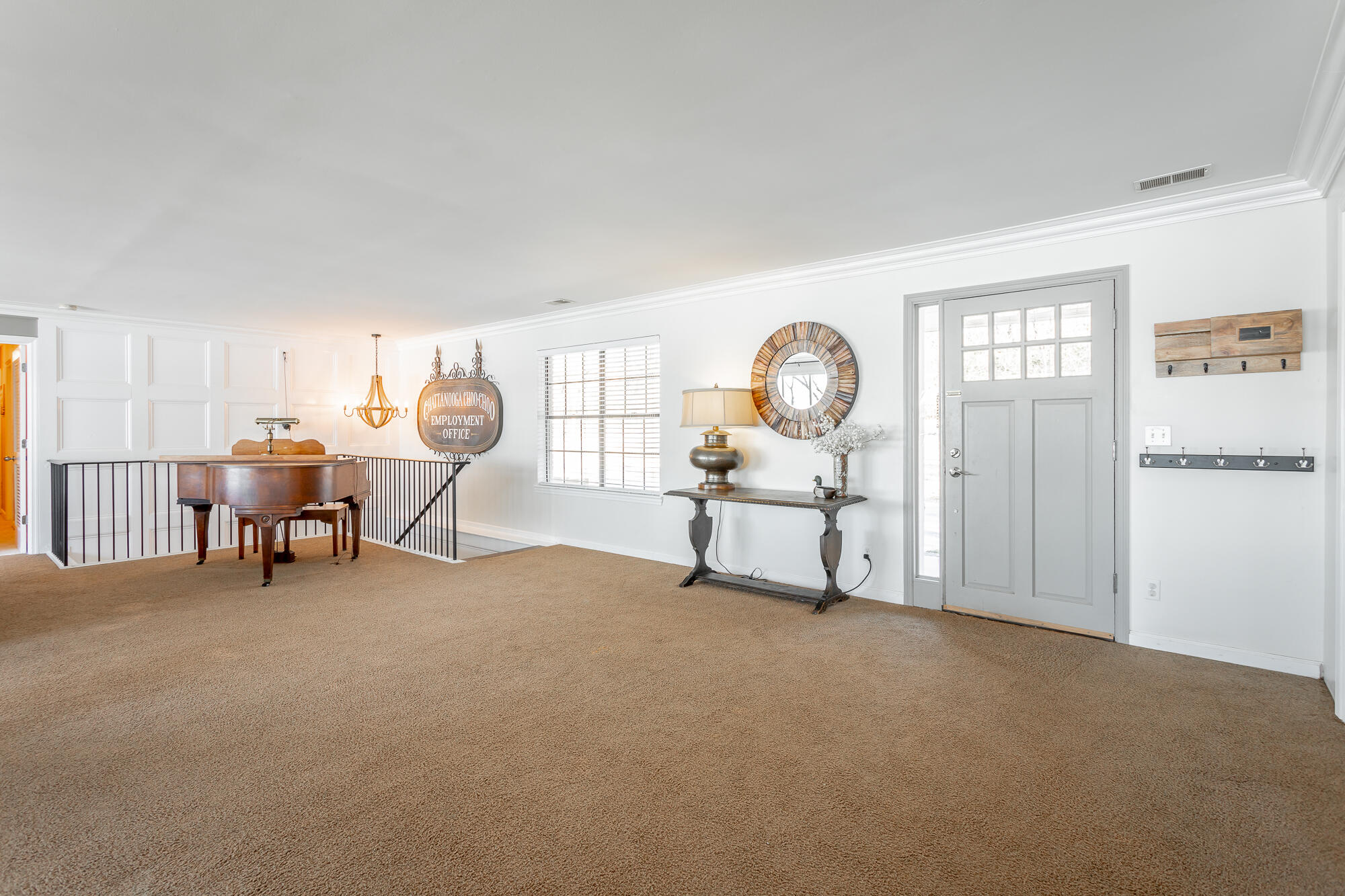 5717 Island View Drive