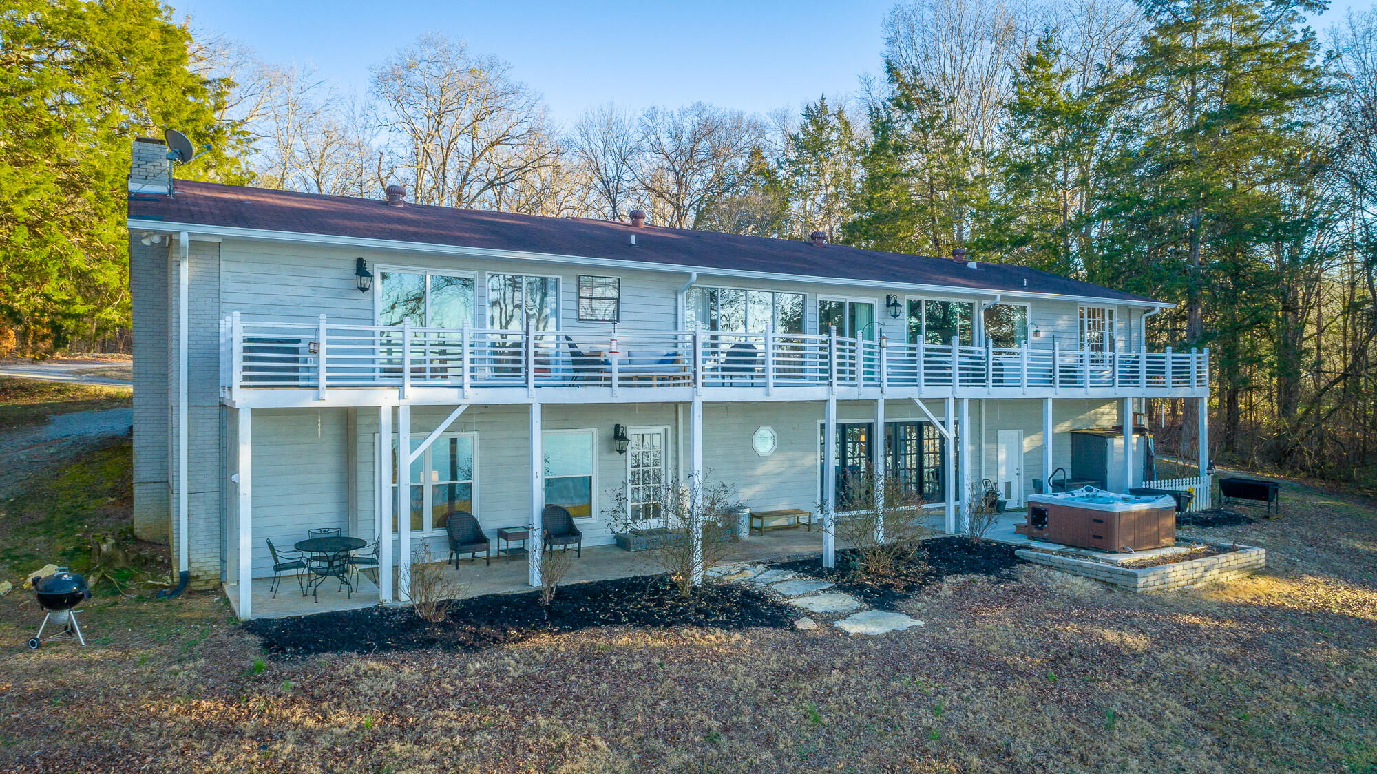 5717 Island View Drive