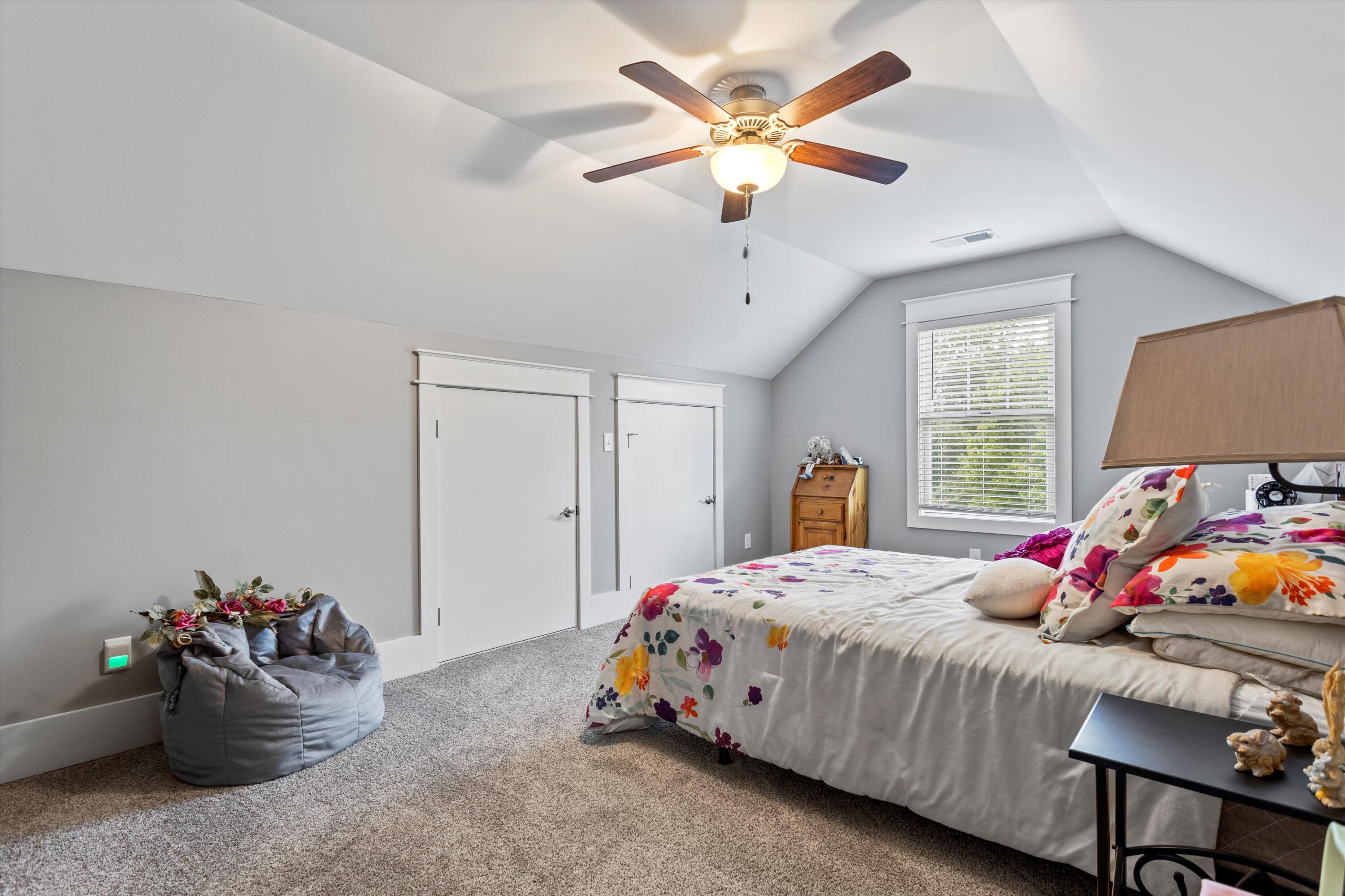 11199 Captains Cove Dr