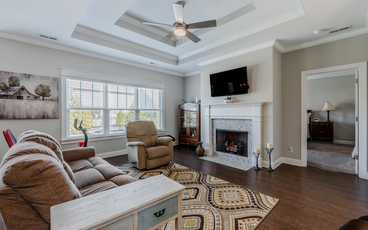 8421 Black Walnut Drive