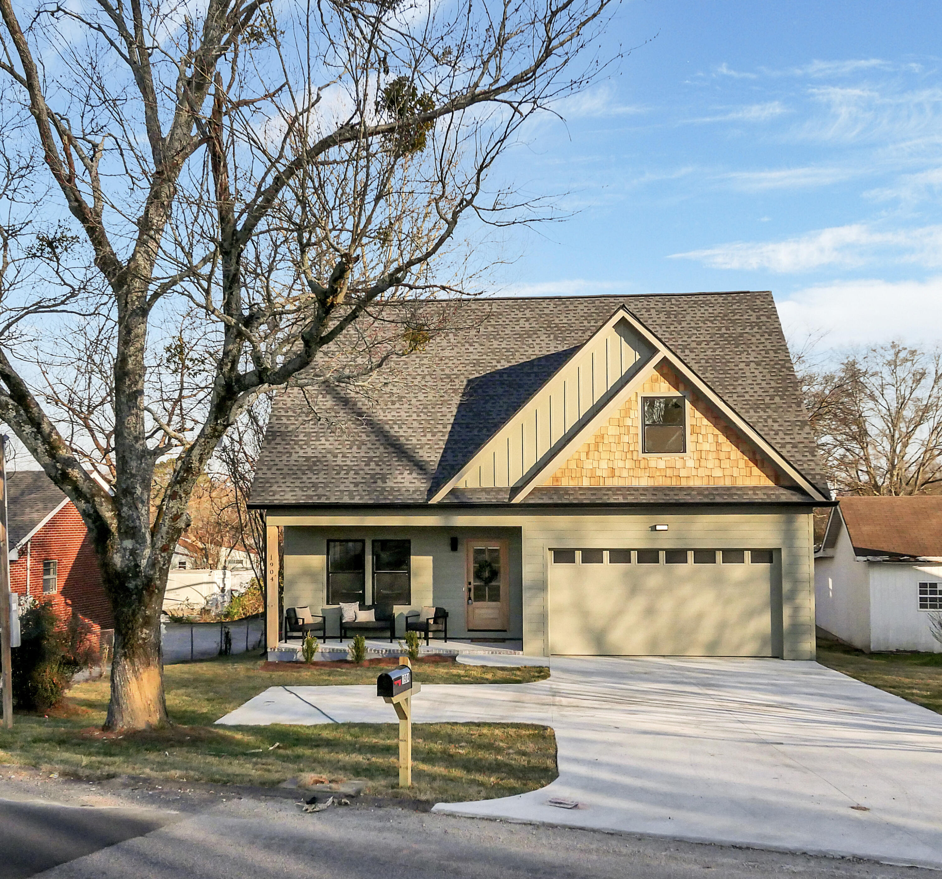 1904 Mcbrien Road
