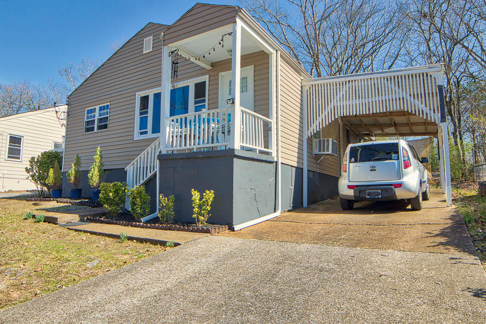 406 Central Drive