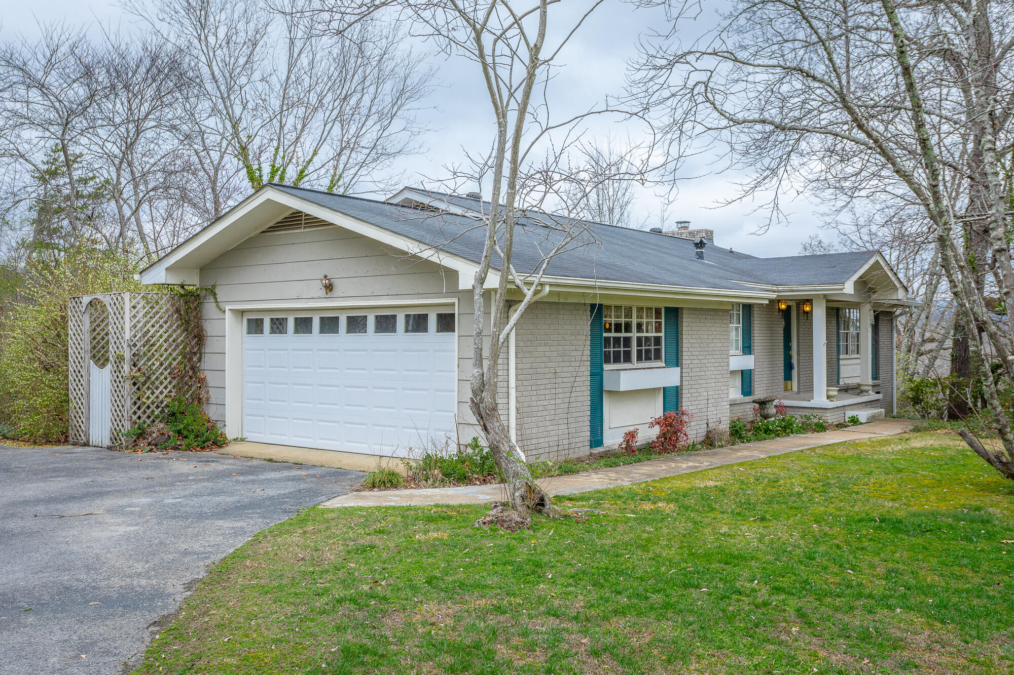 4537 Joack Lane
