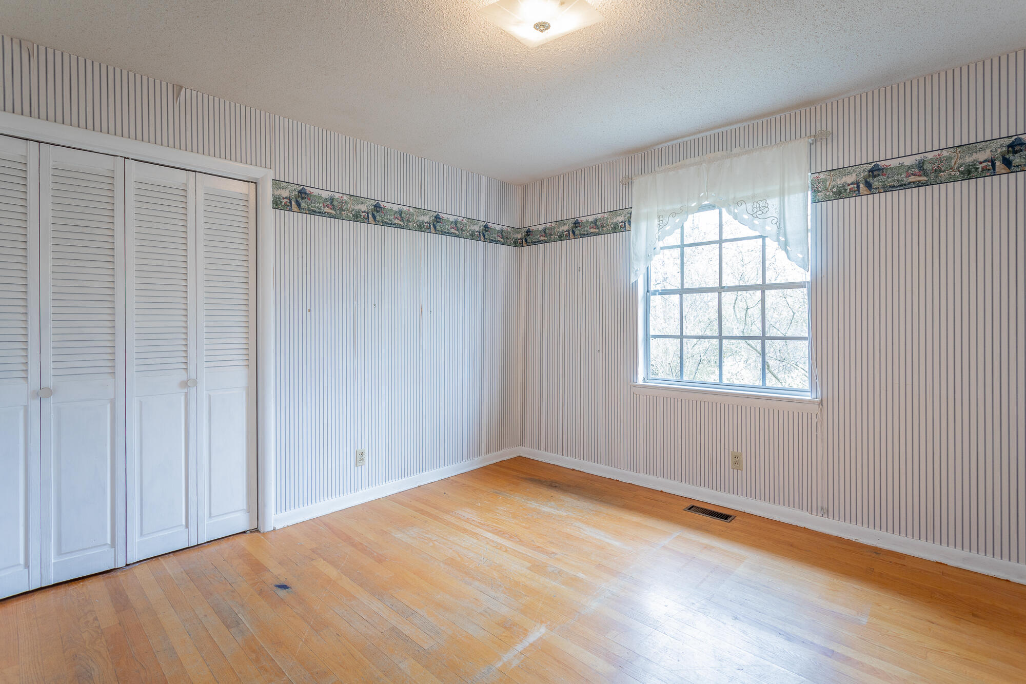 4537 Joack Lane