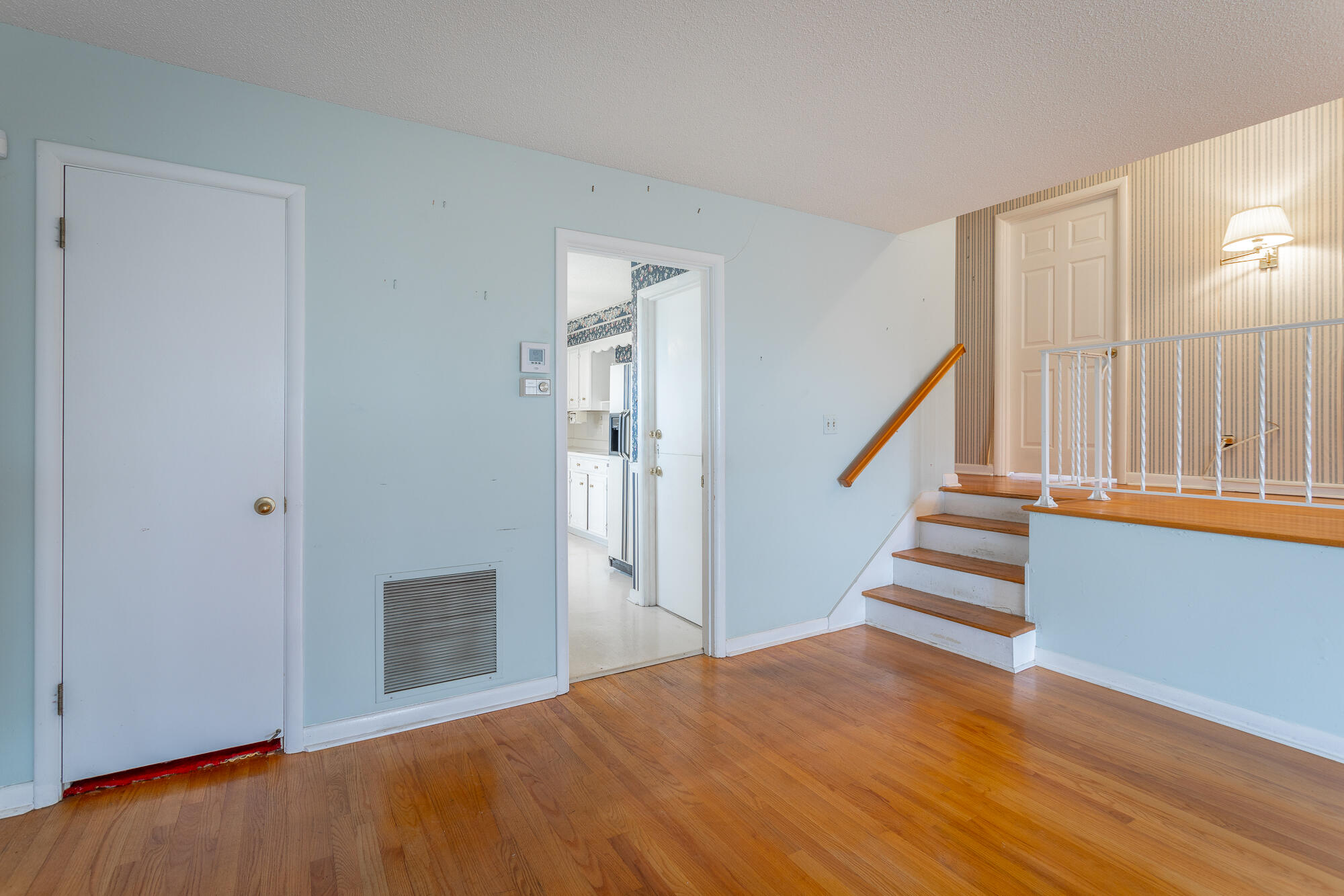 4537 Joack Lane