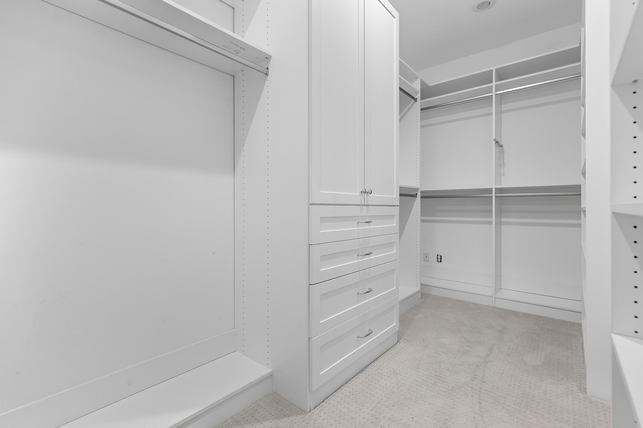 368 Magnolia Vale Dr