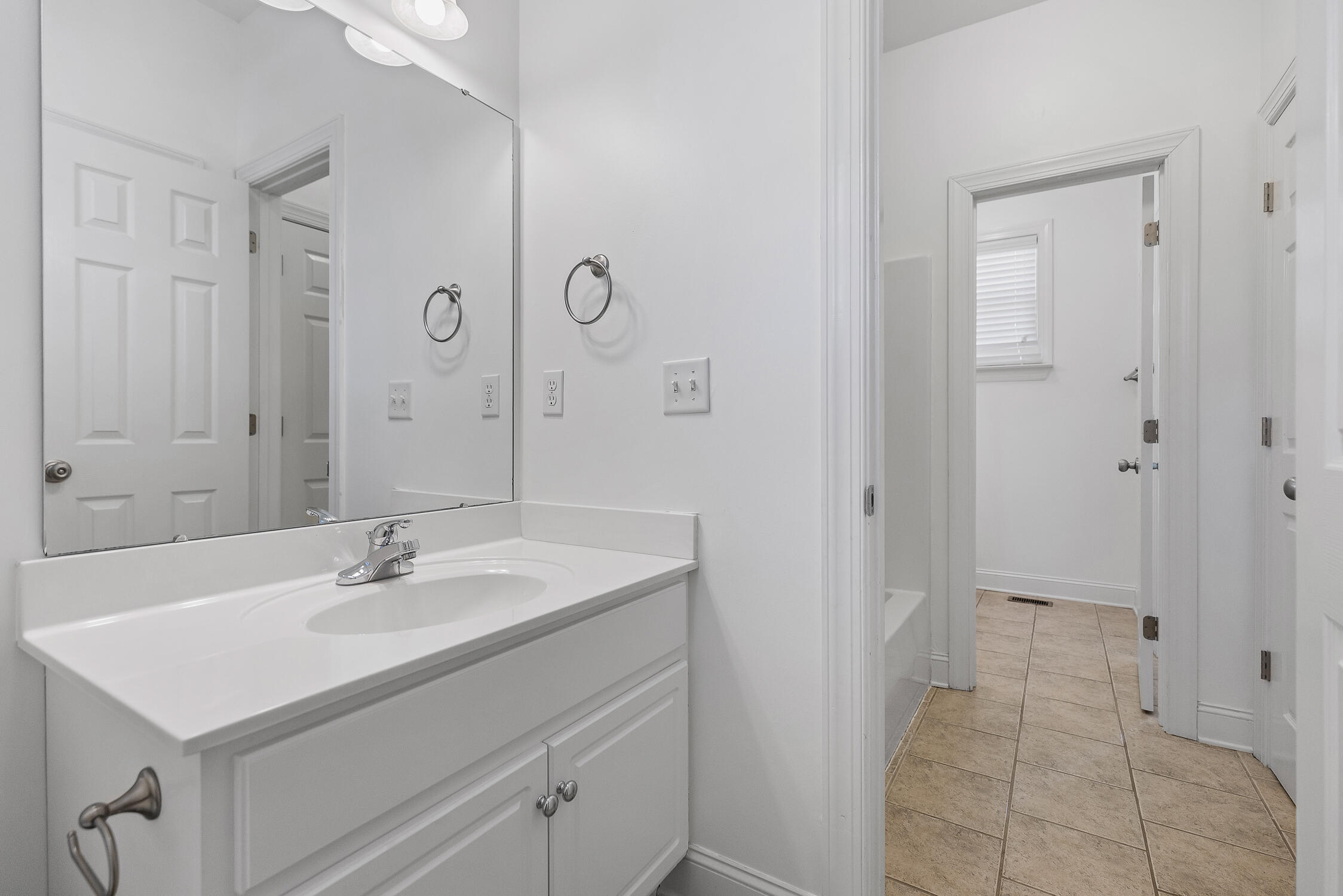 368 Magnolia Vale Dr