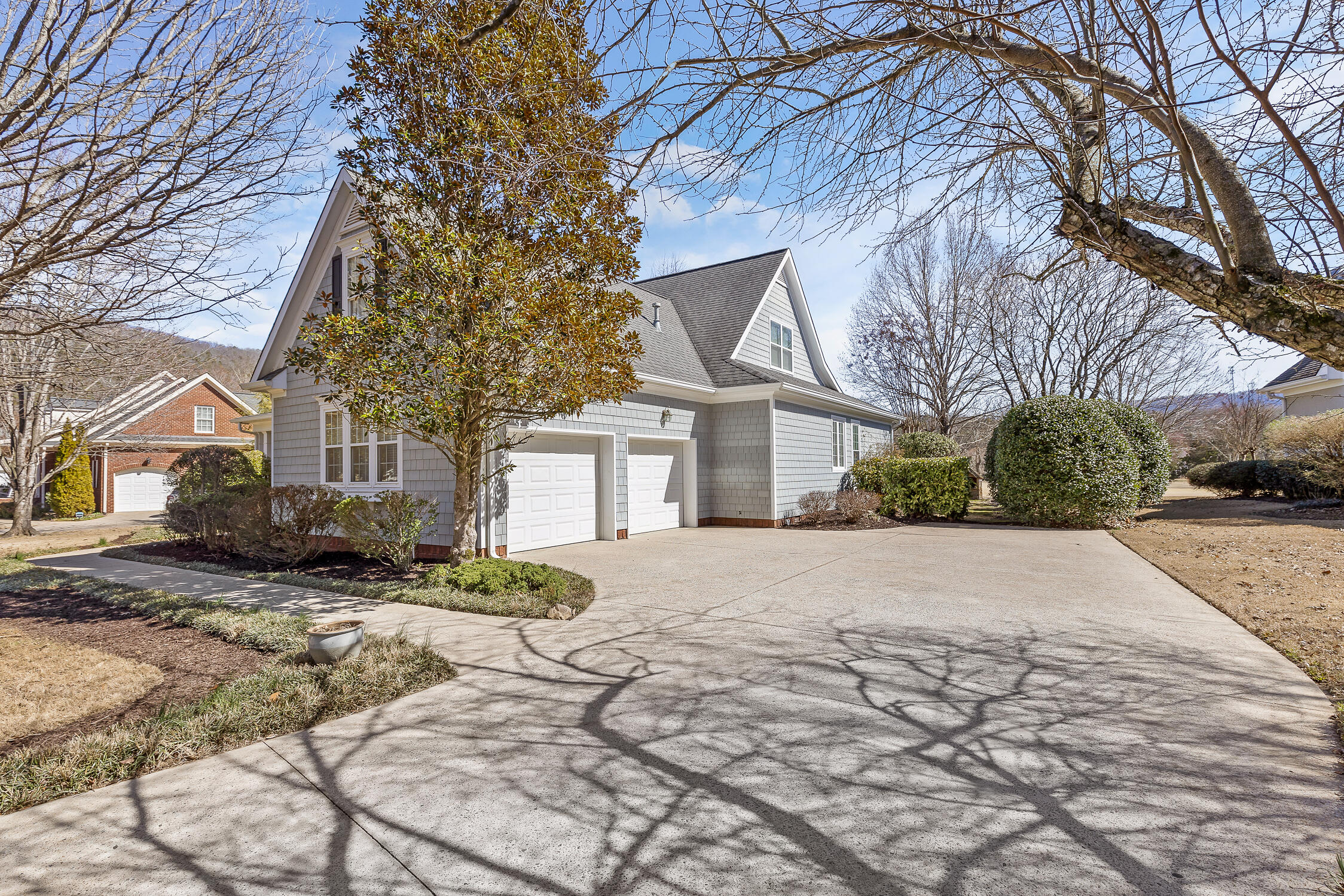 368 Magnolia Vale Dr