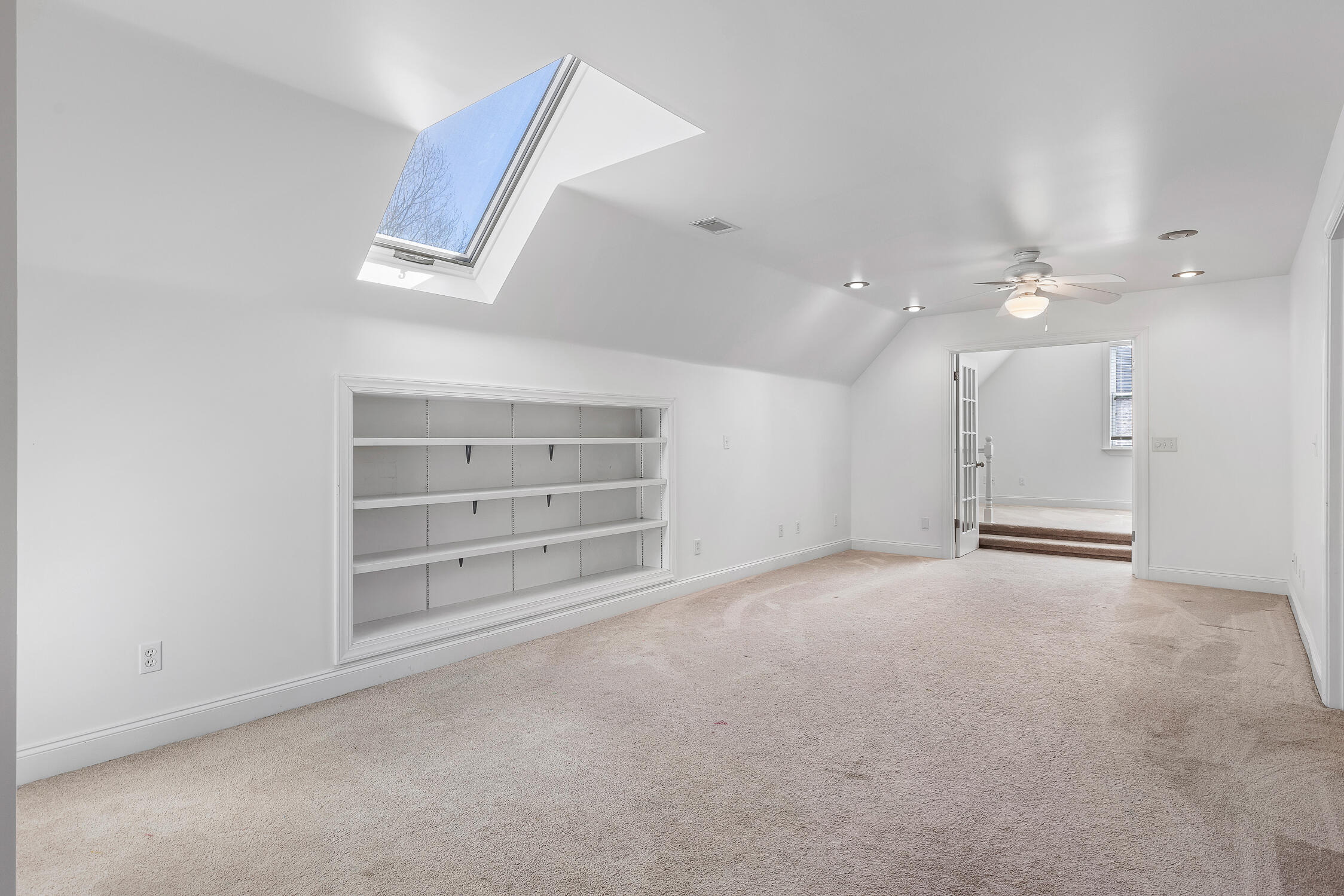 368 Magnolia Vale Dr
