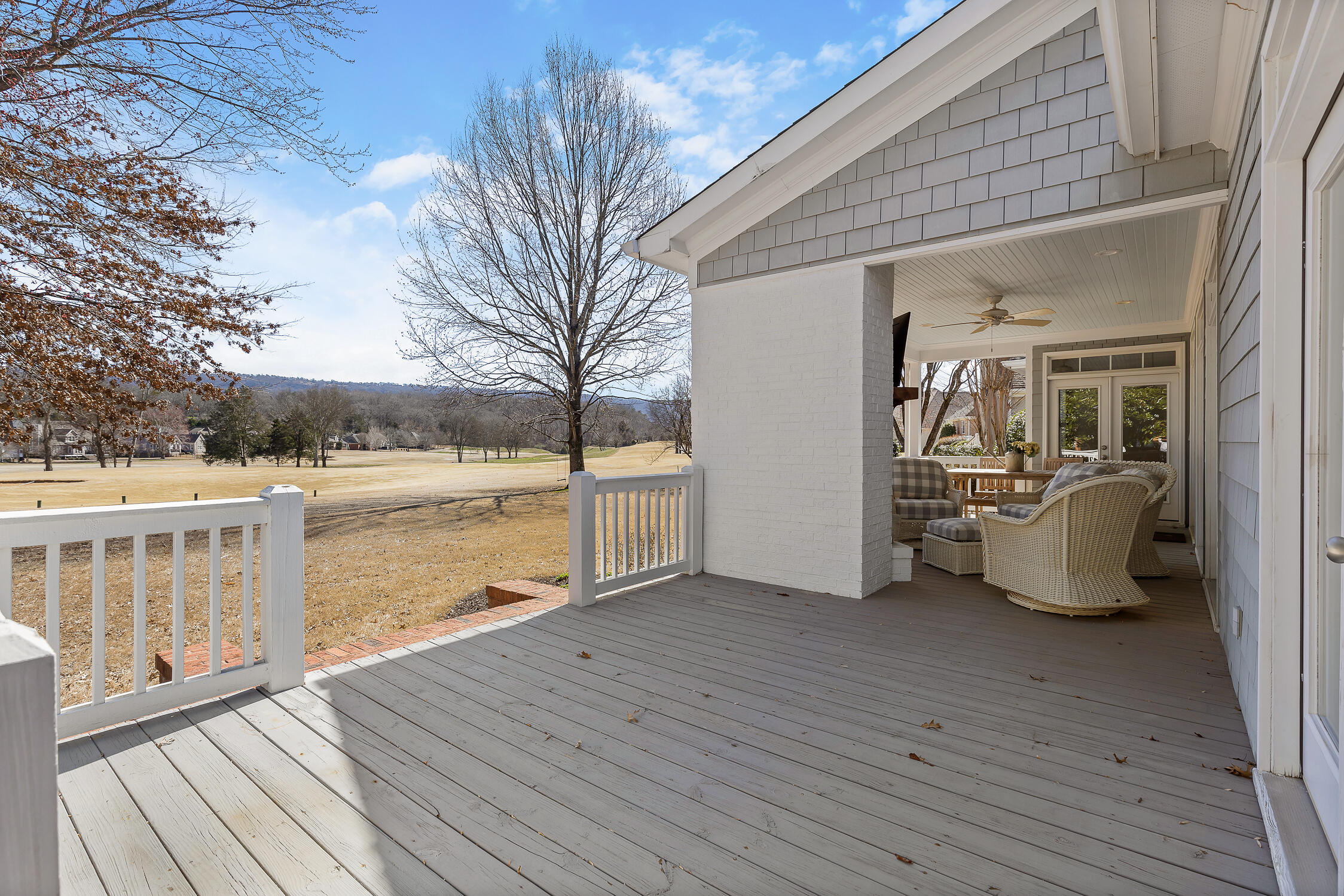 368 Magnolia Vale Dr