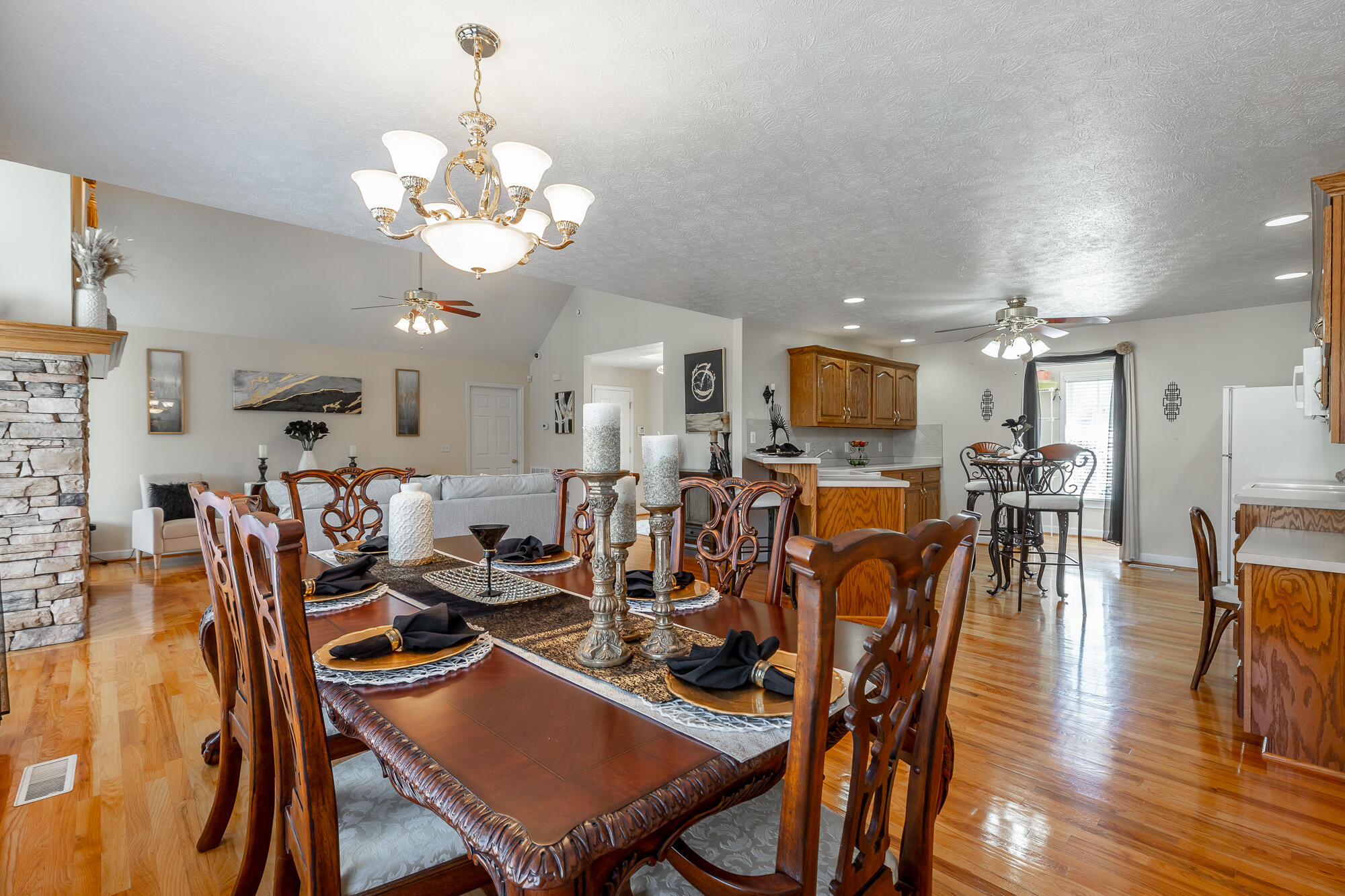 445 Old Country Mill Lane