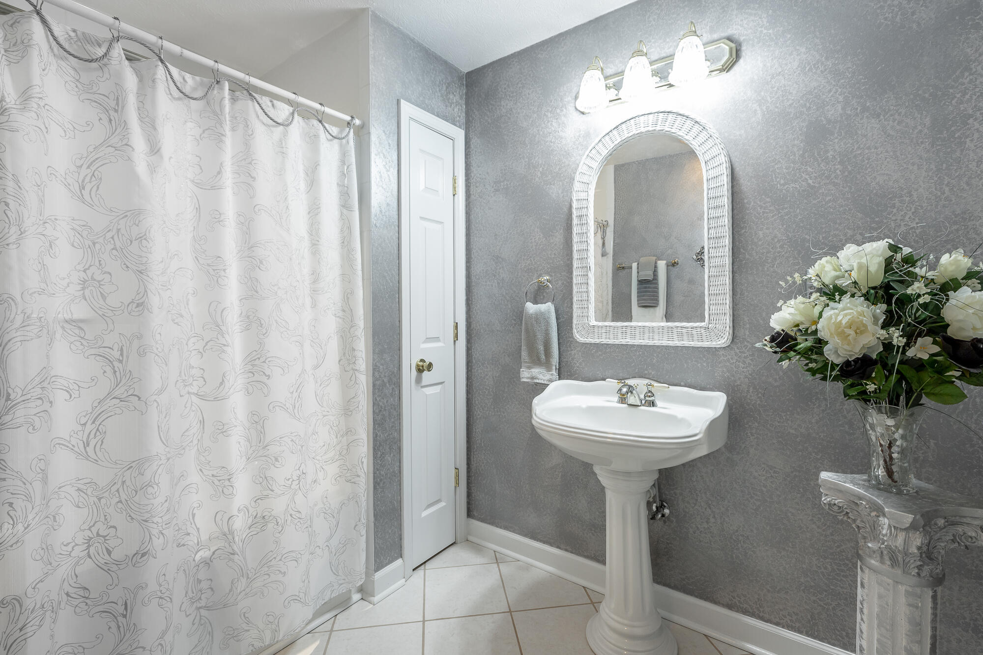 445 Old Country Mill Lane
