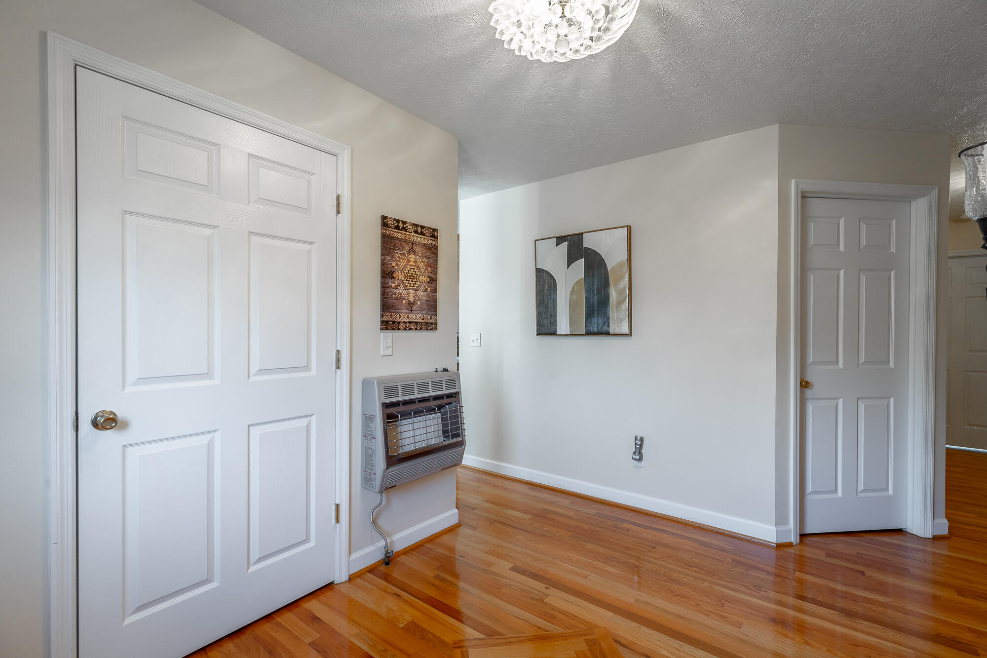 445 Old Country Mill Lane