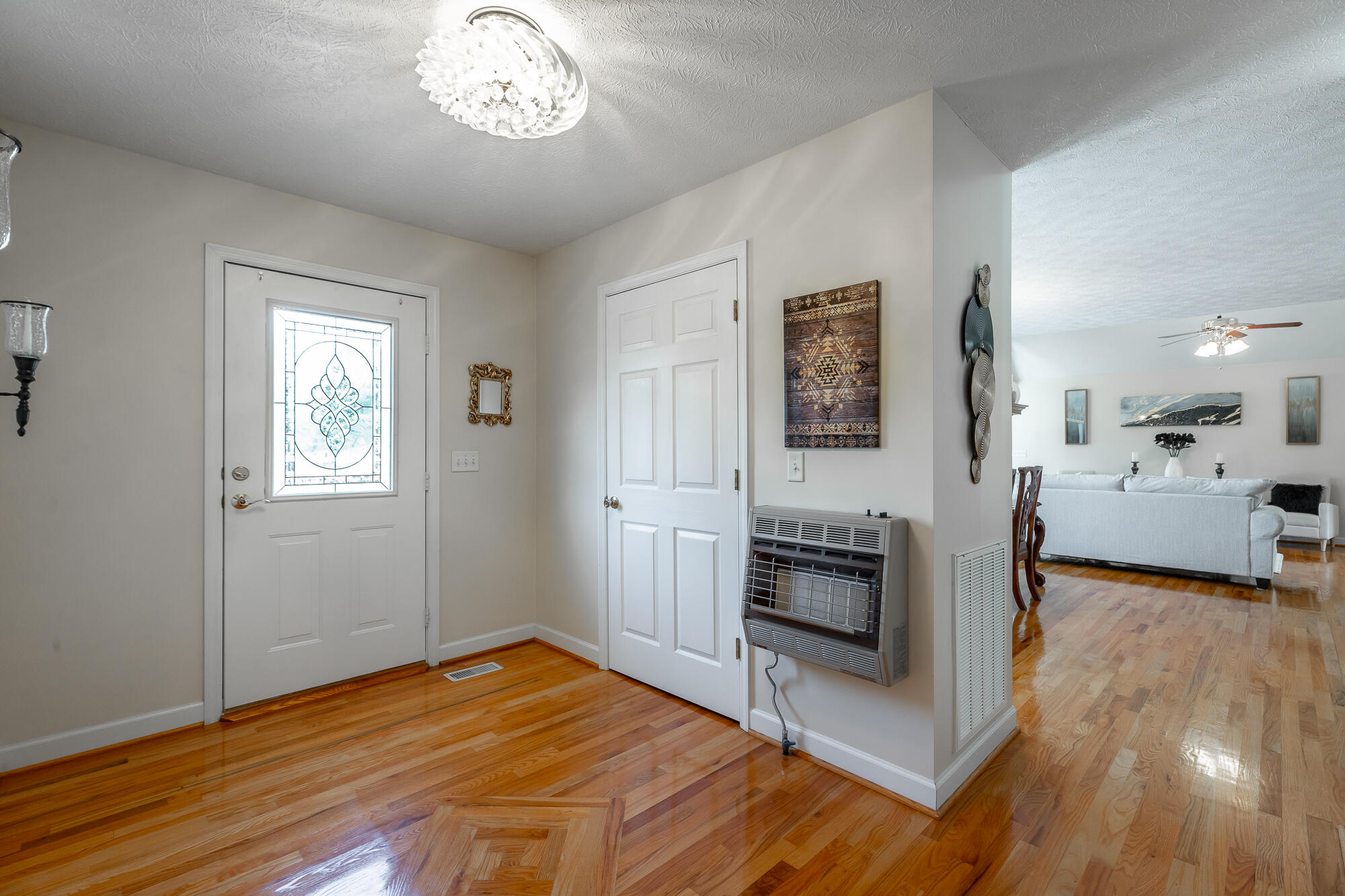 445 Old Country Mill Lane