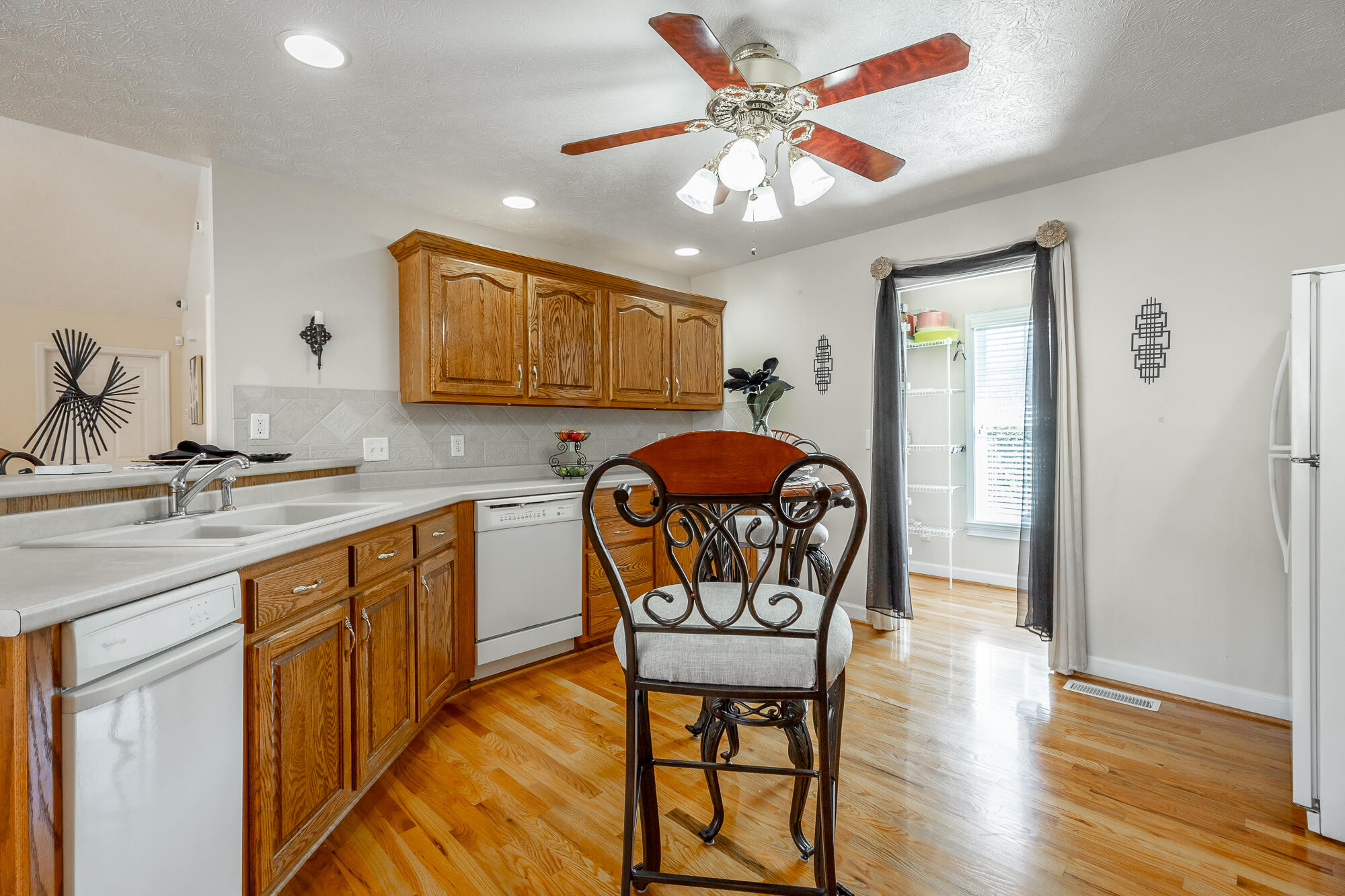 445 Old Country Mill Lane