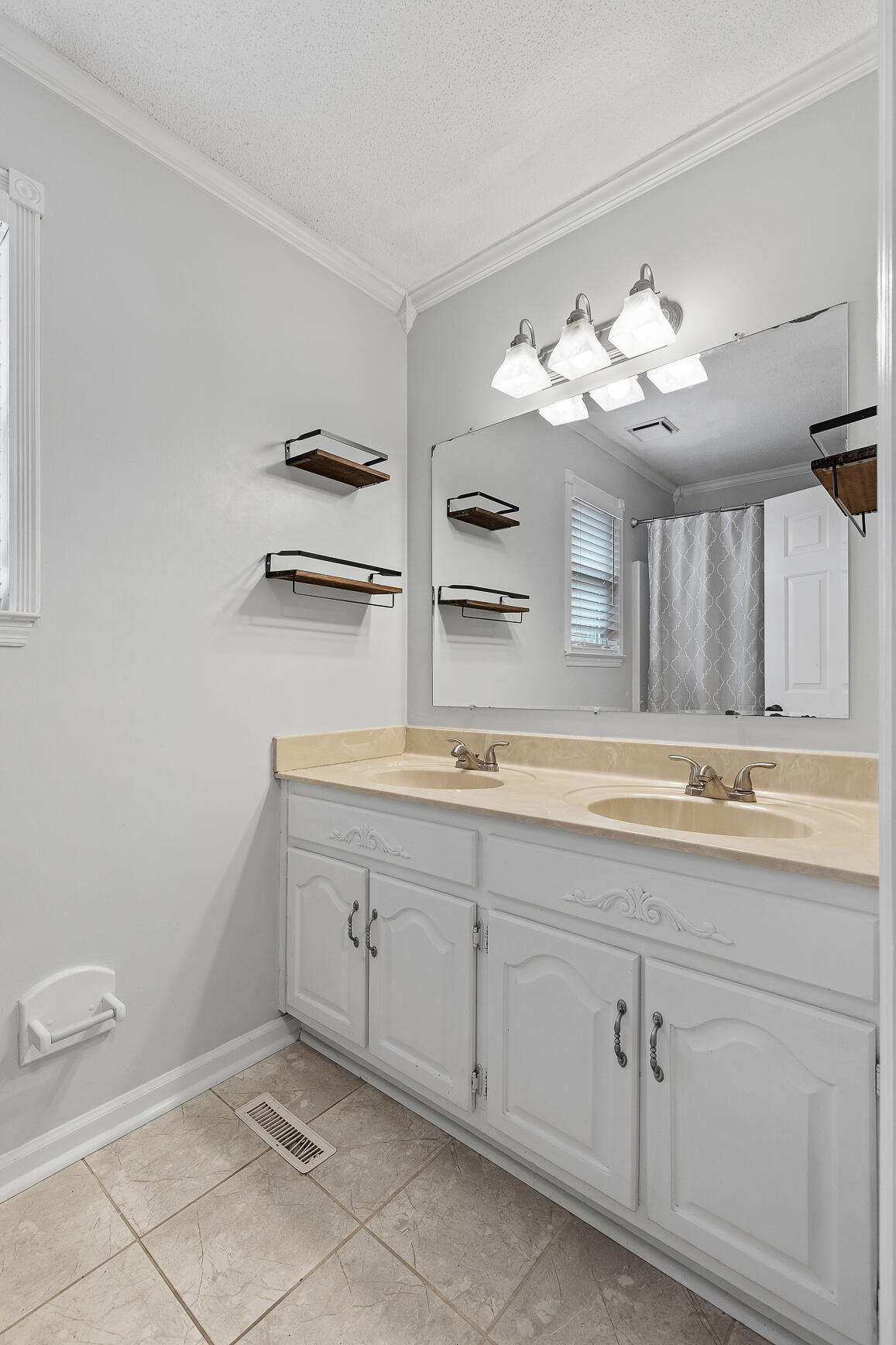 9123 Quail Mountain Drive