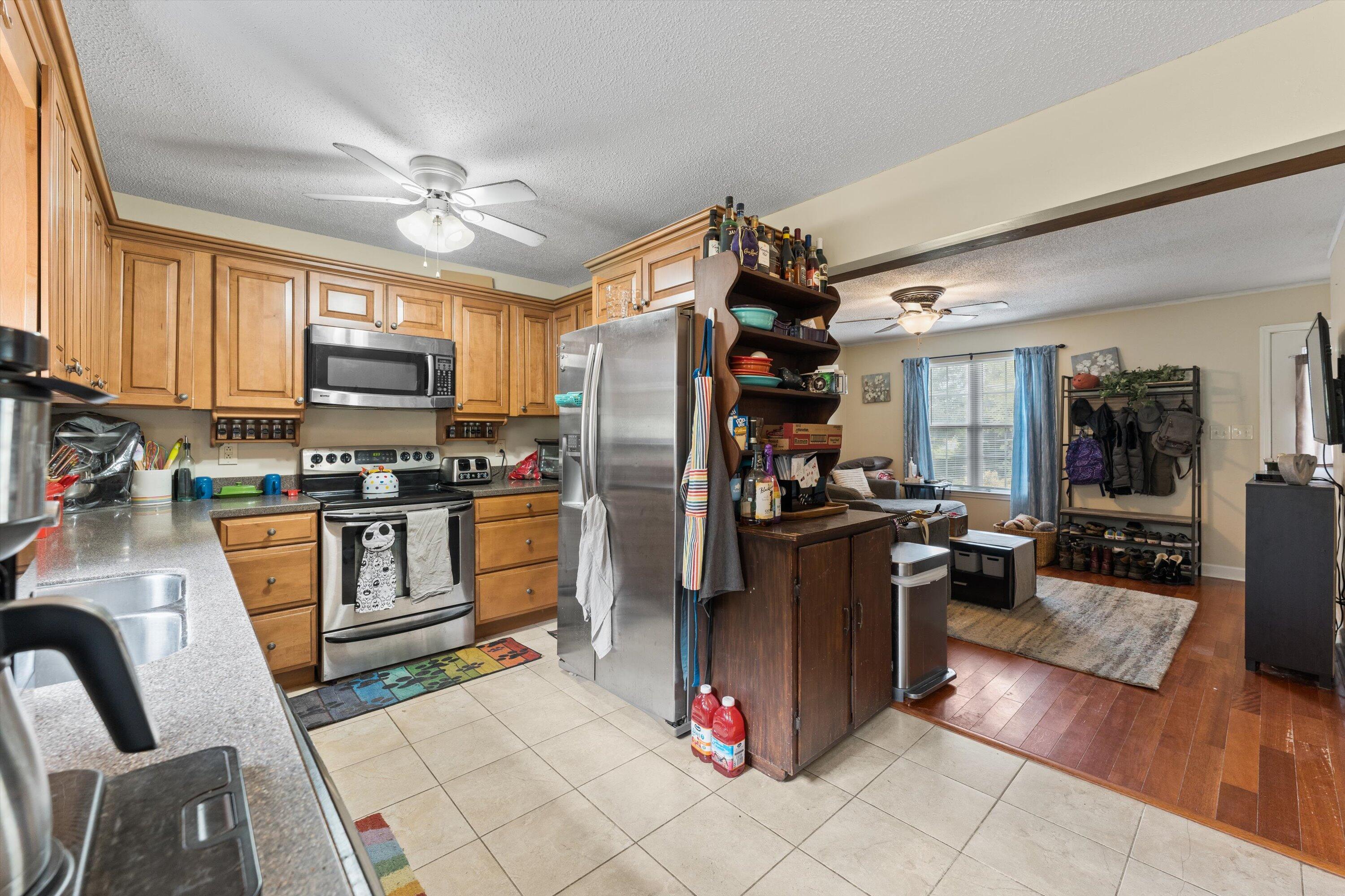 1724 Dallas Lake Road