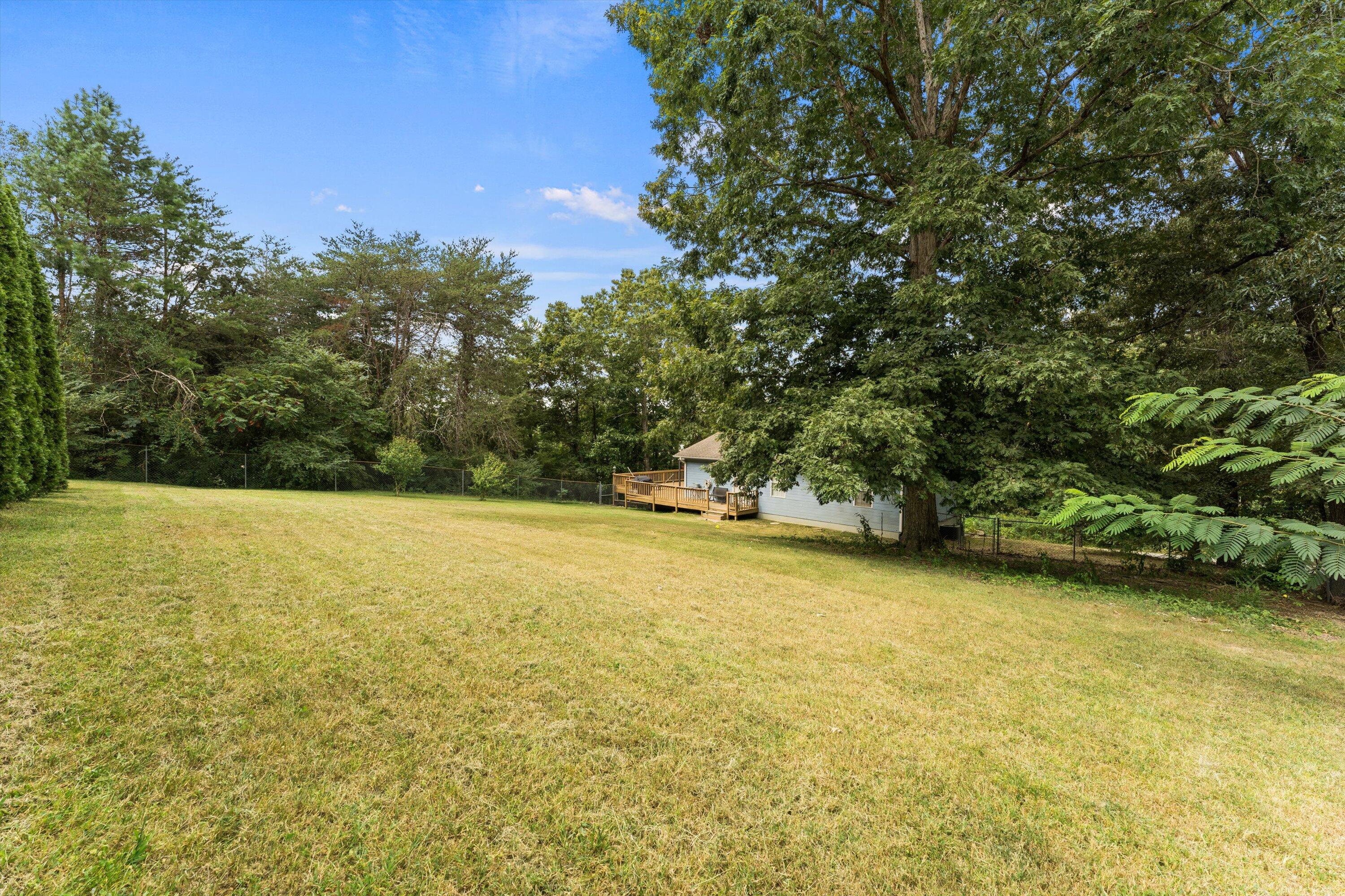 1724 Dallas Lake Road