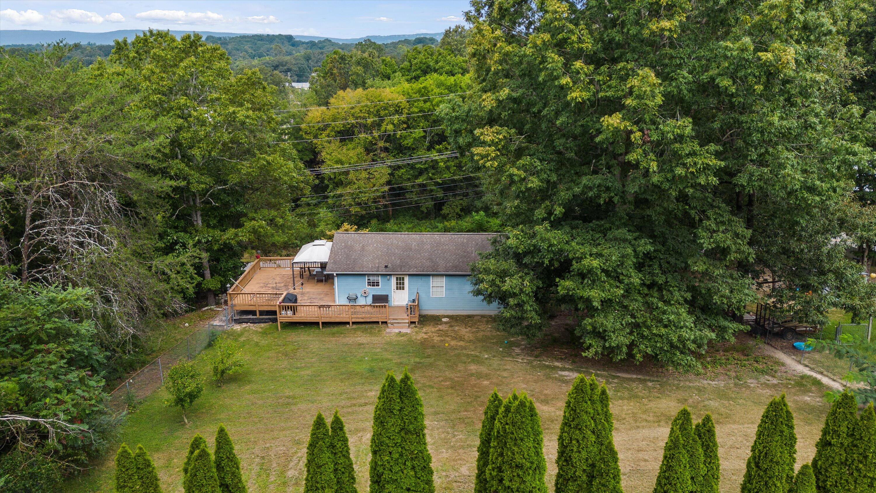 1724 Dallas Lake Road