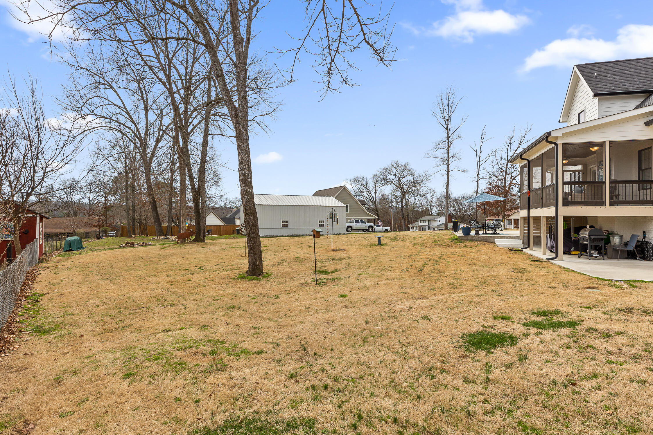 8812 St John Rd