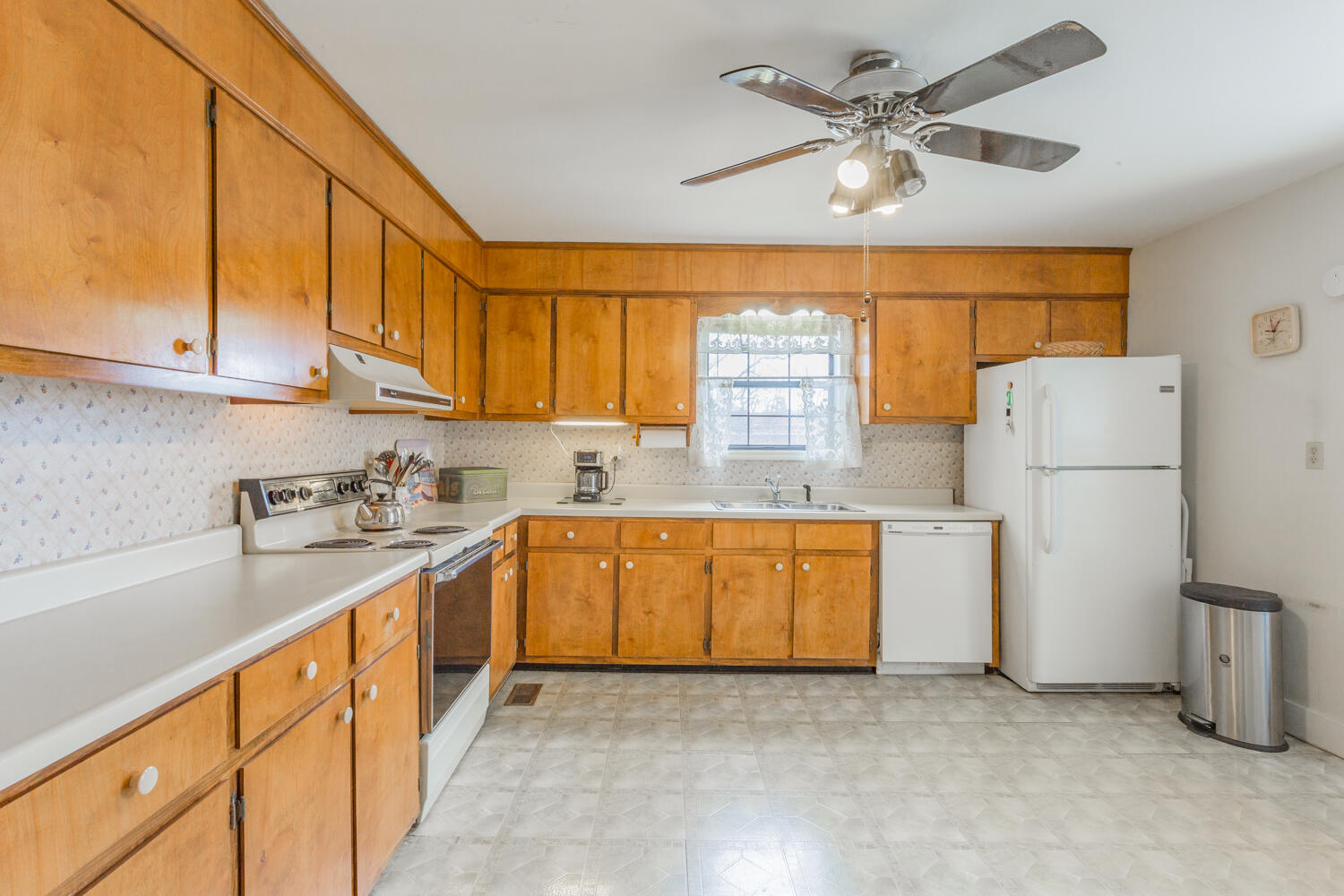 411 S Chattanooga Street, LaFayette