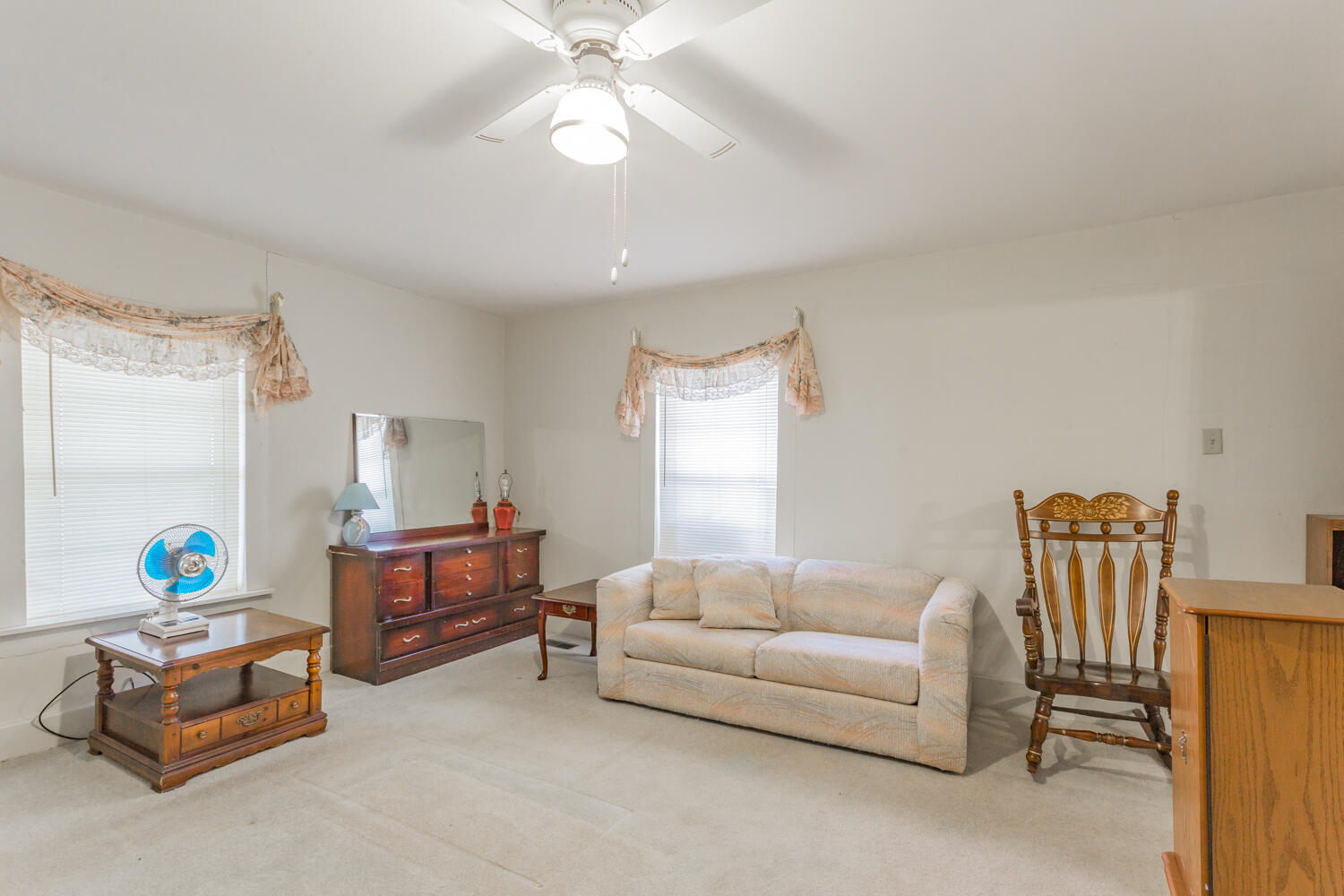 411 S Chattanooga Street, LaFayette