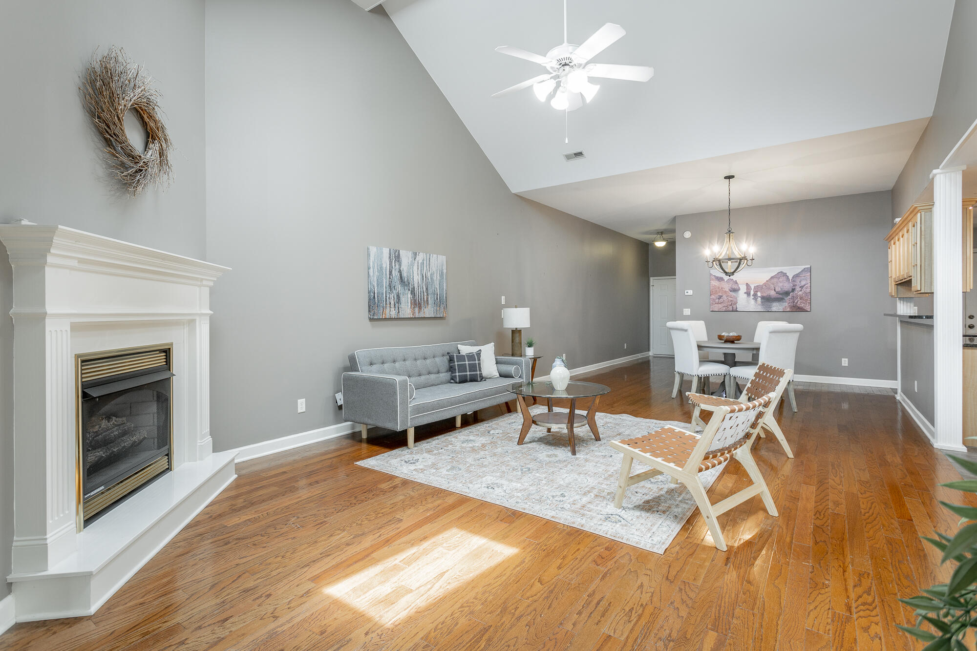 2412 Columbine Trail