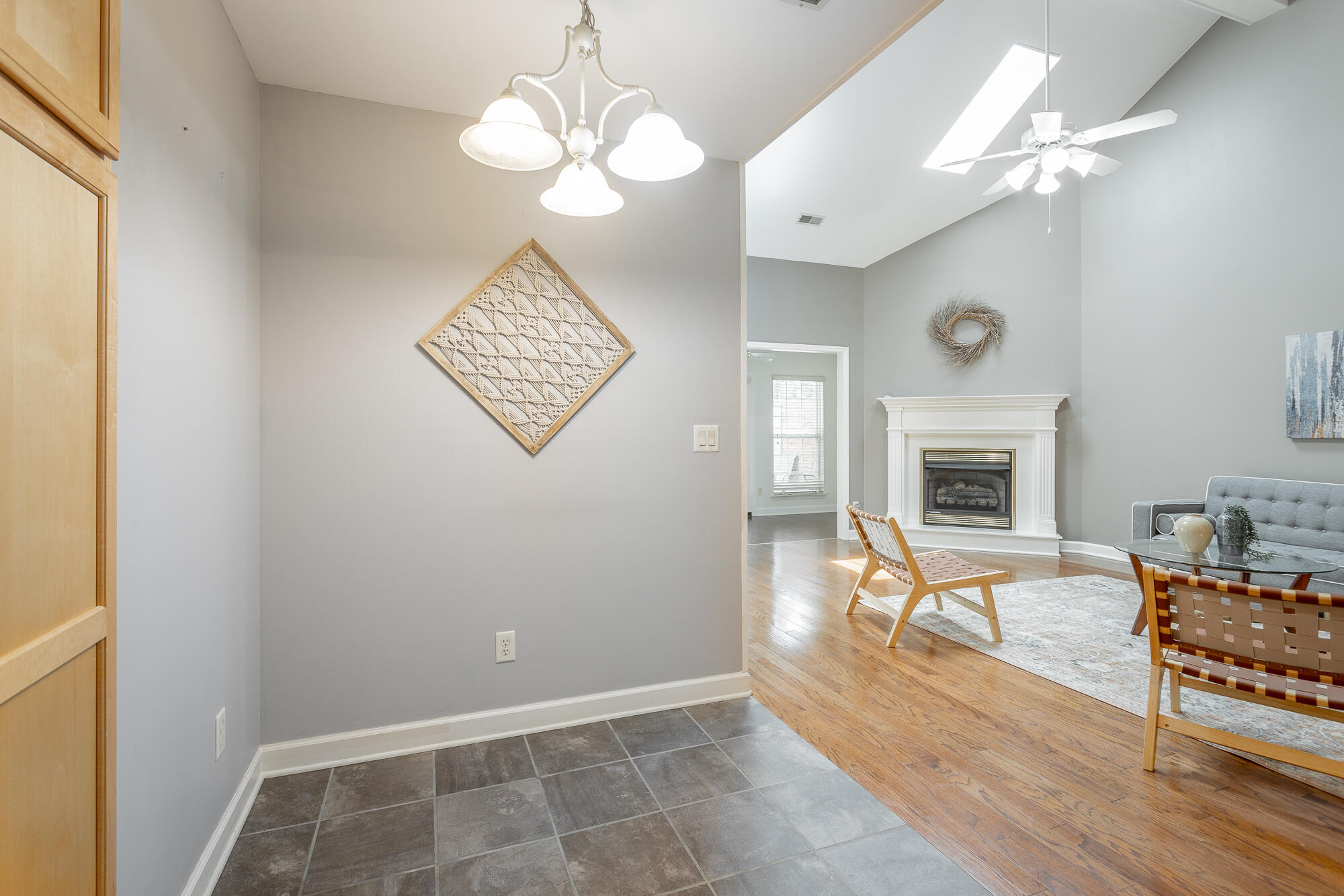 2412 Columbine Trail