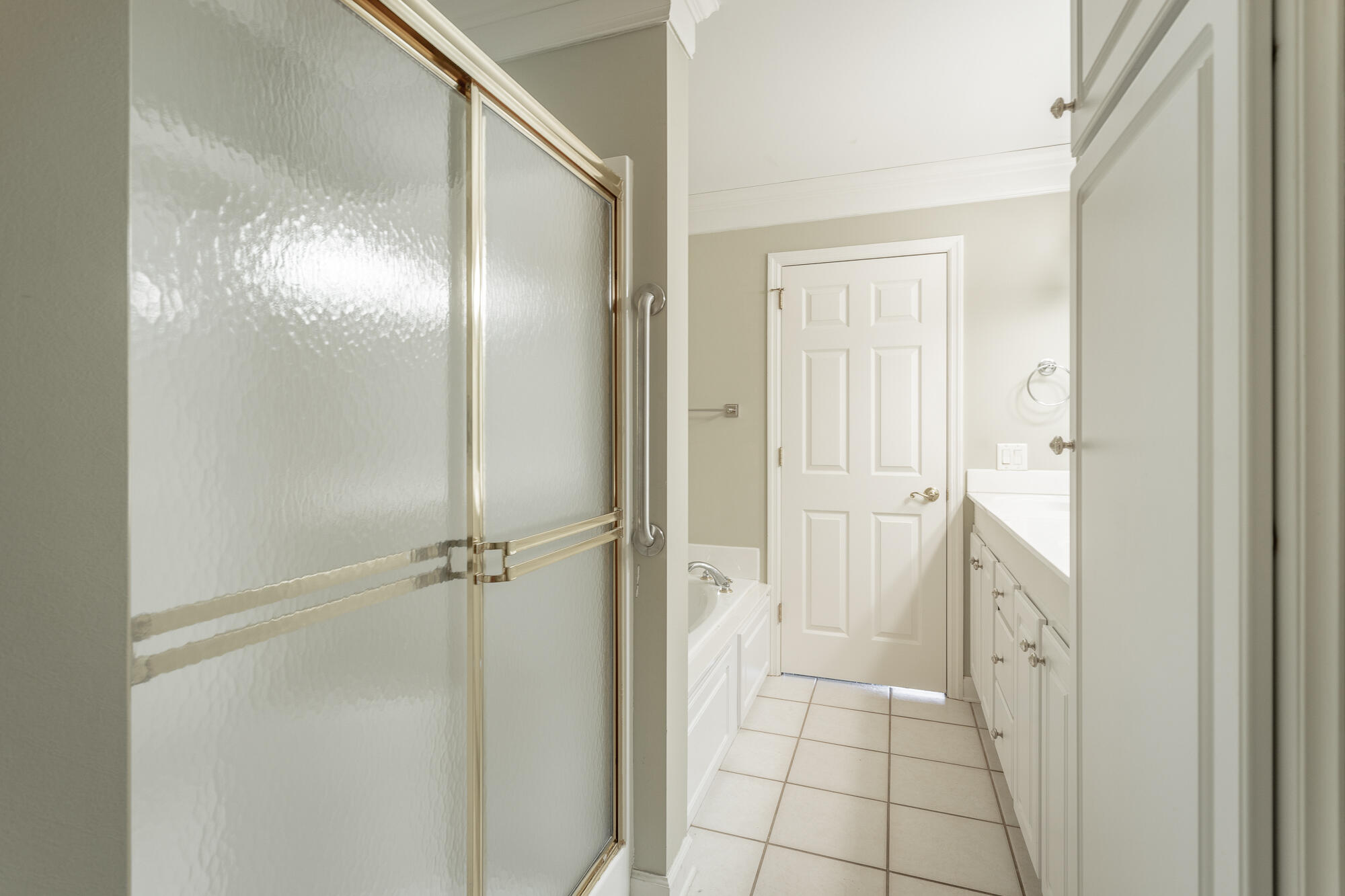 2412 Columbine Trail