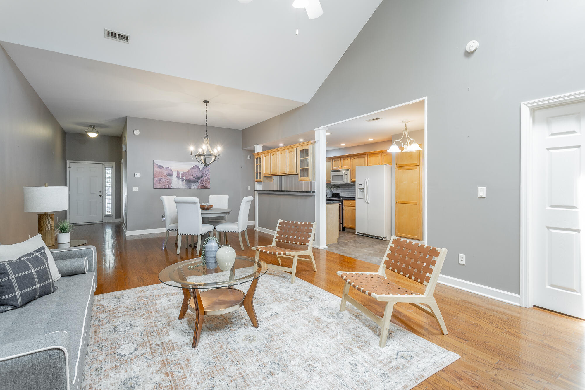 2412 Columbine Trail