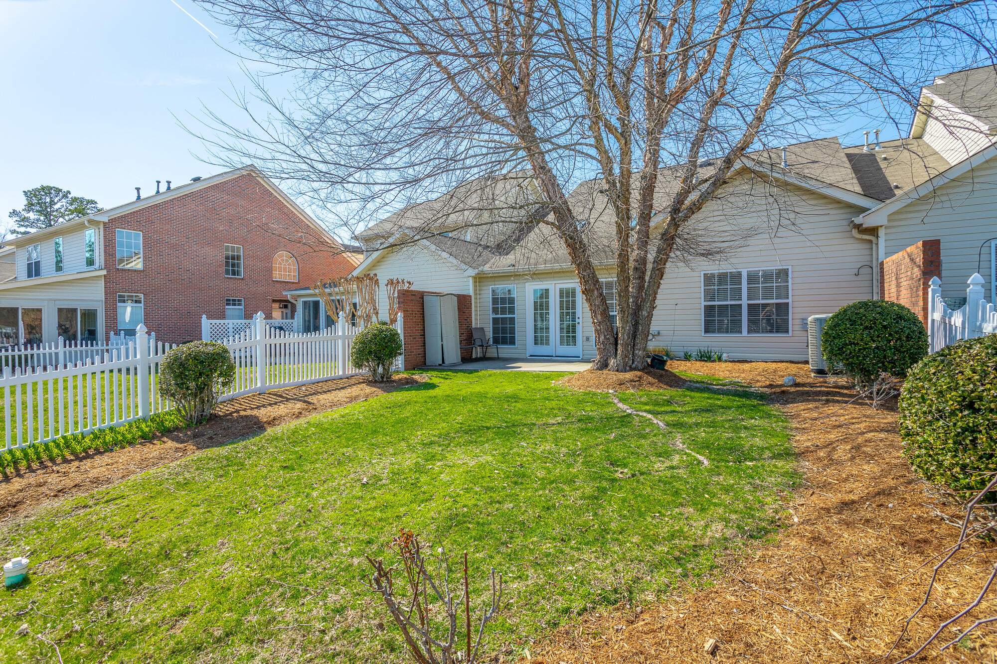 2412 Columbine Trail
