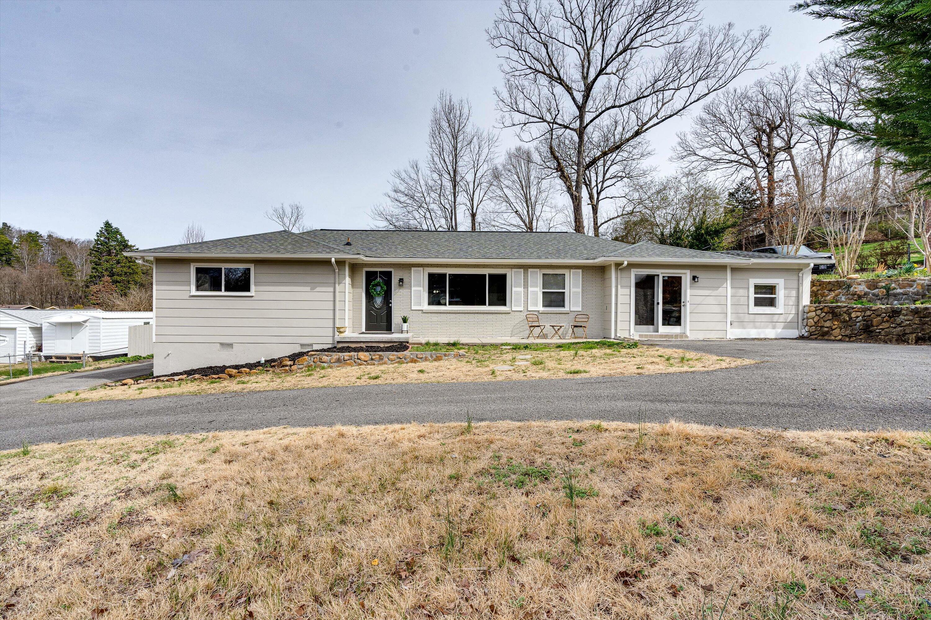 15 Abelia Ln
