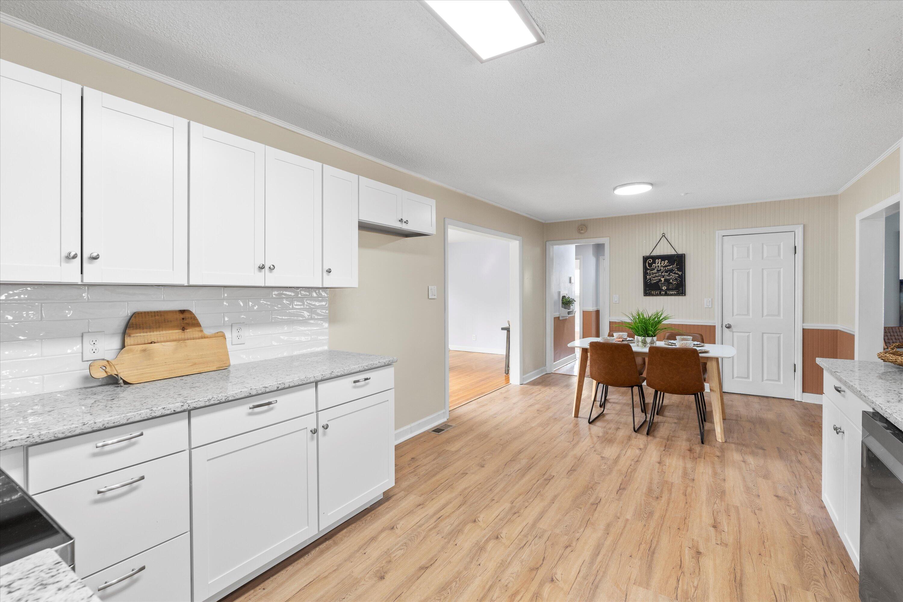 15 Abelia Ln
