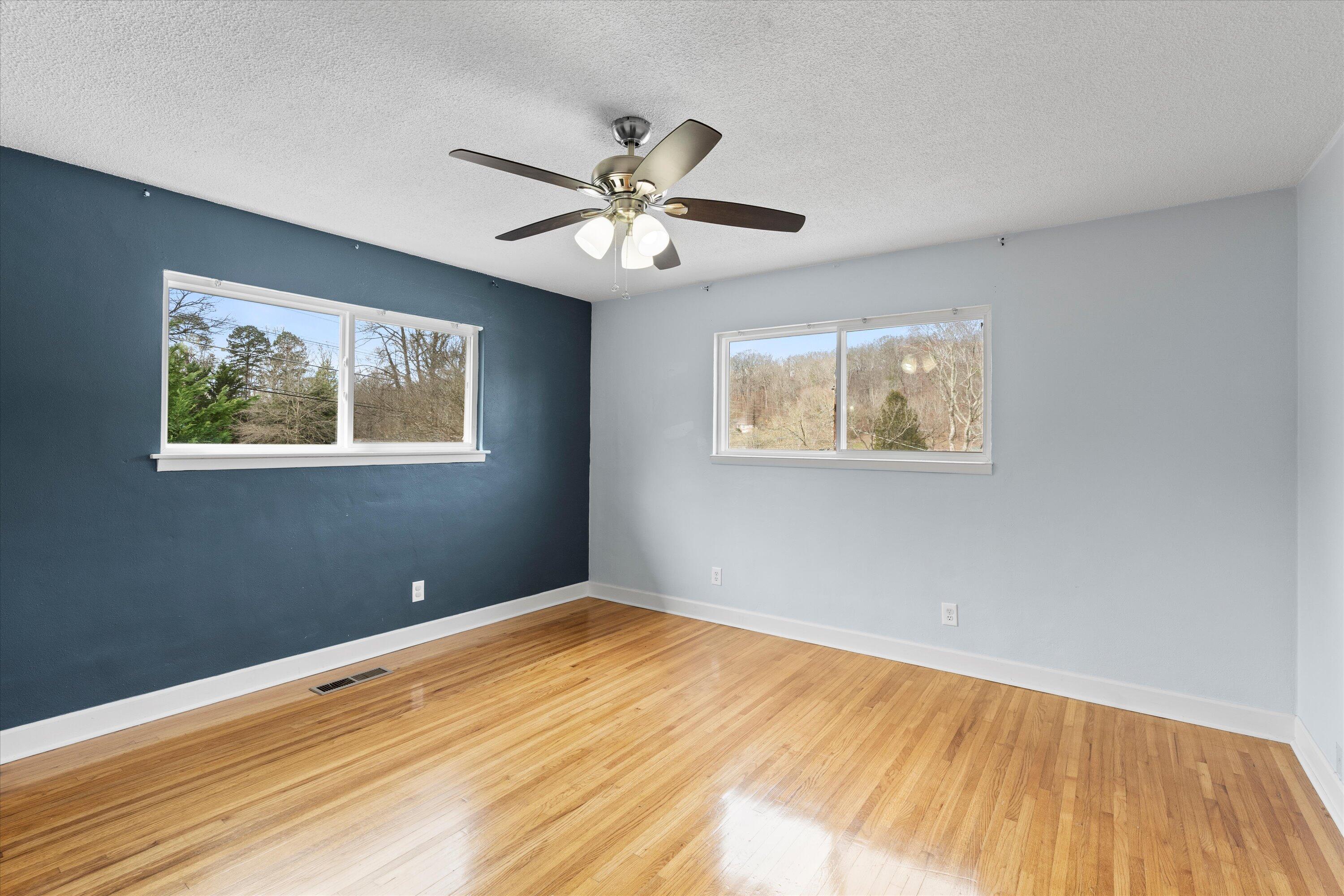 15 Abelia Ln
