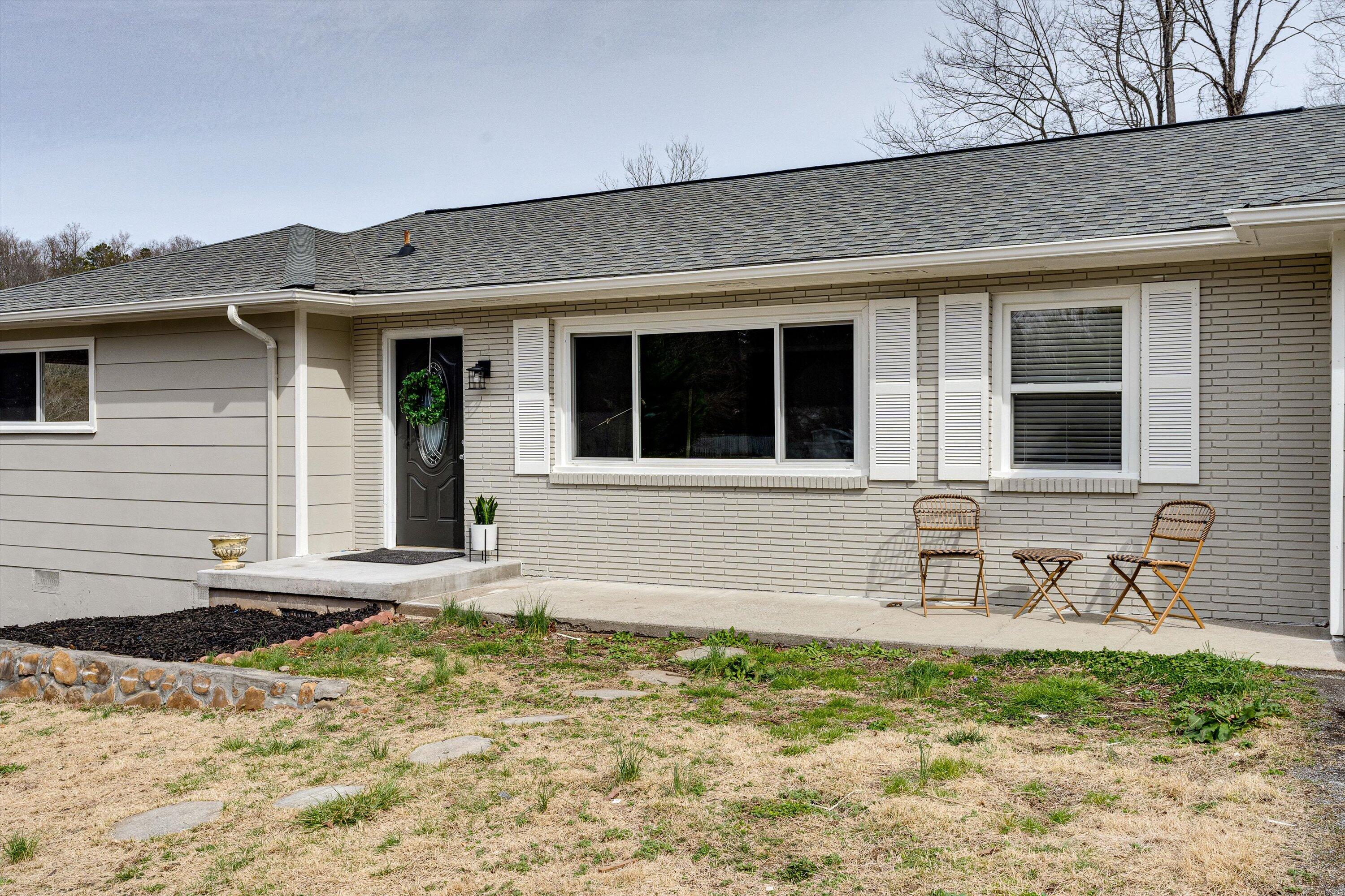 15 Abelia Ln
