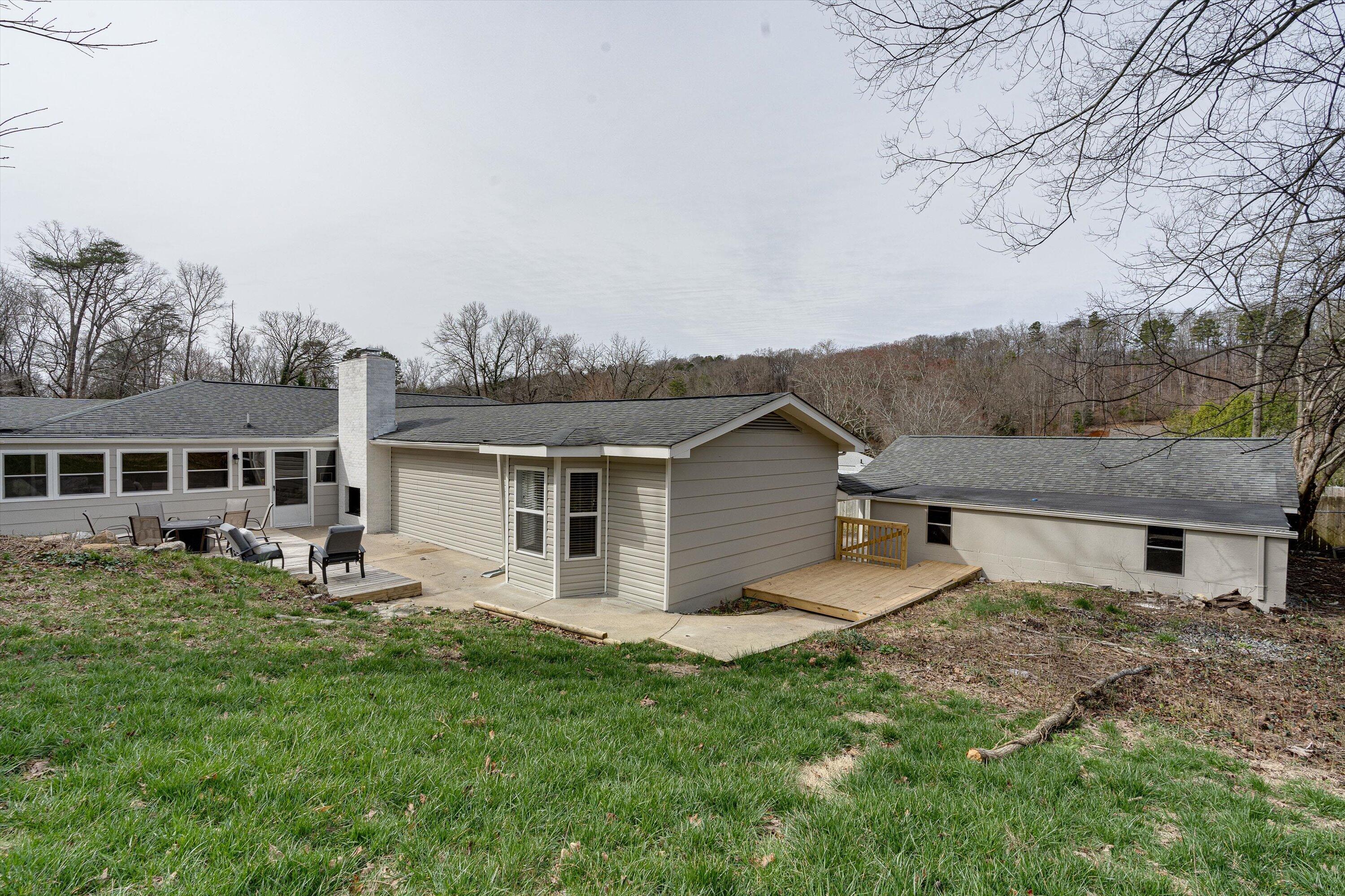 15 Abelia Ln