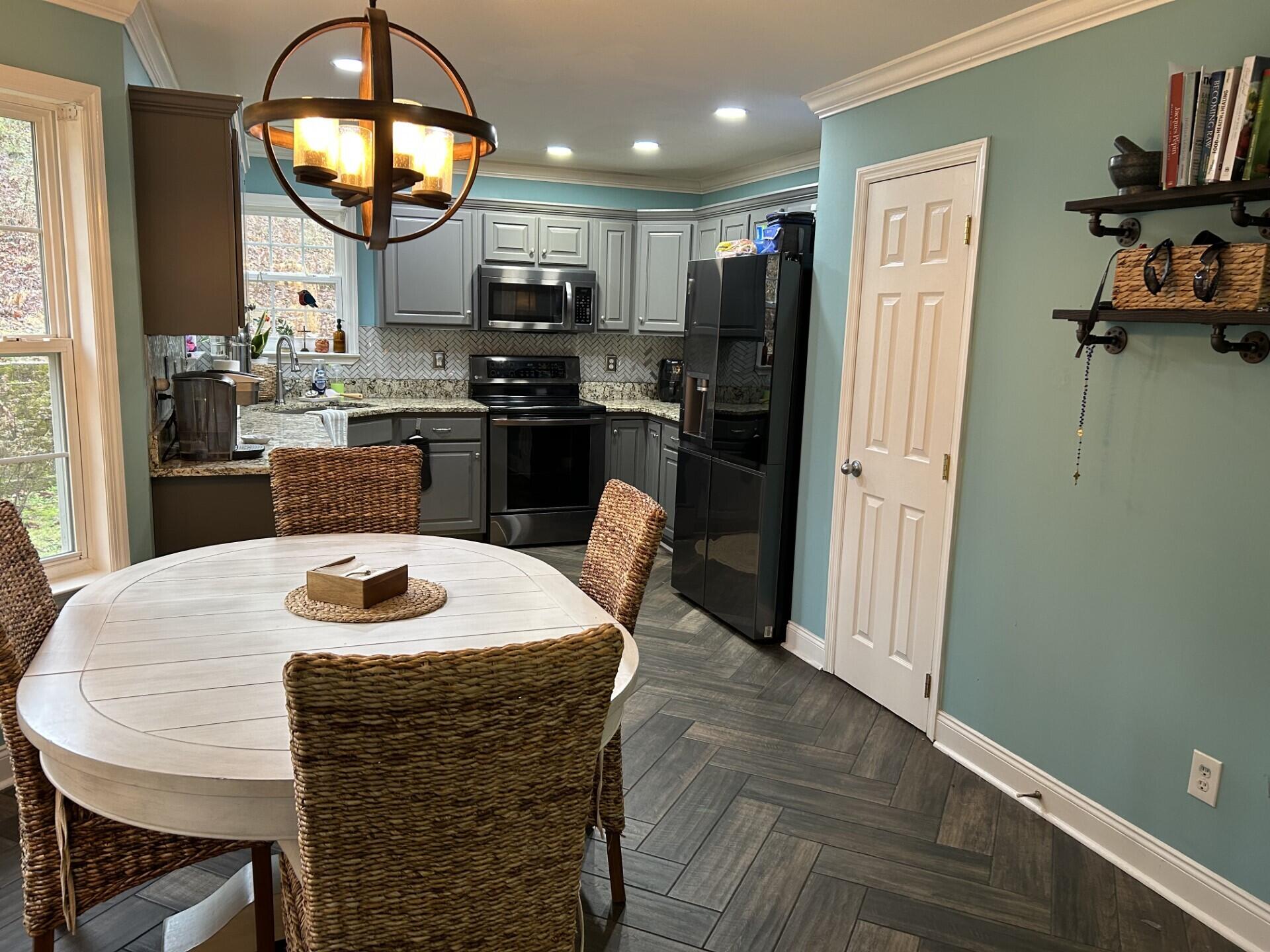 8743 Crestbrook Circle