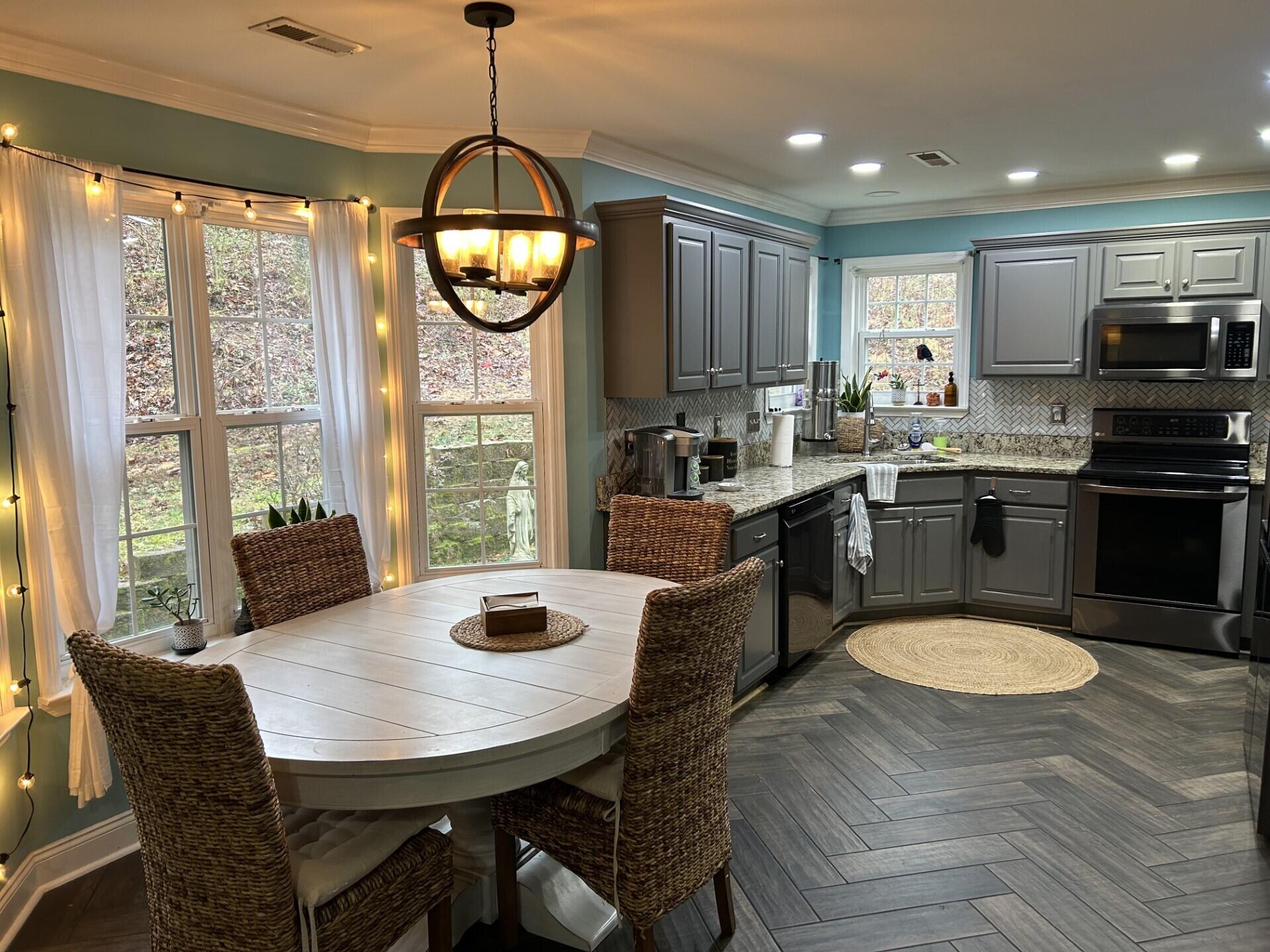 8743 Crestbrook Circle