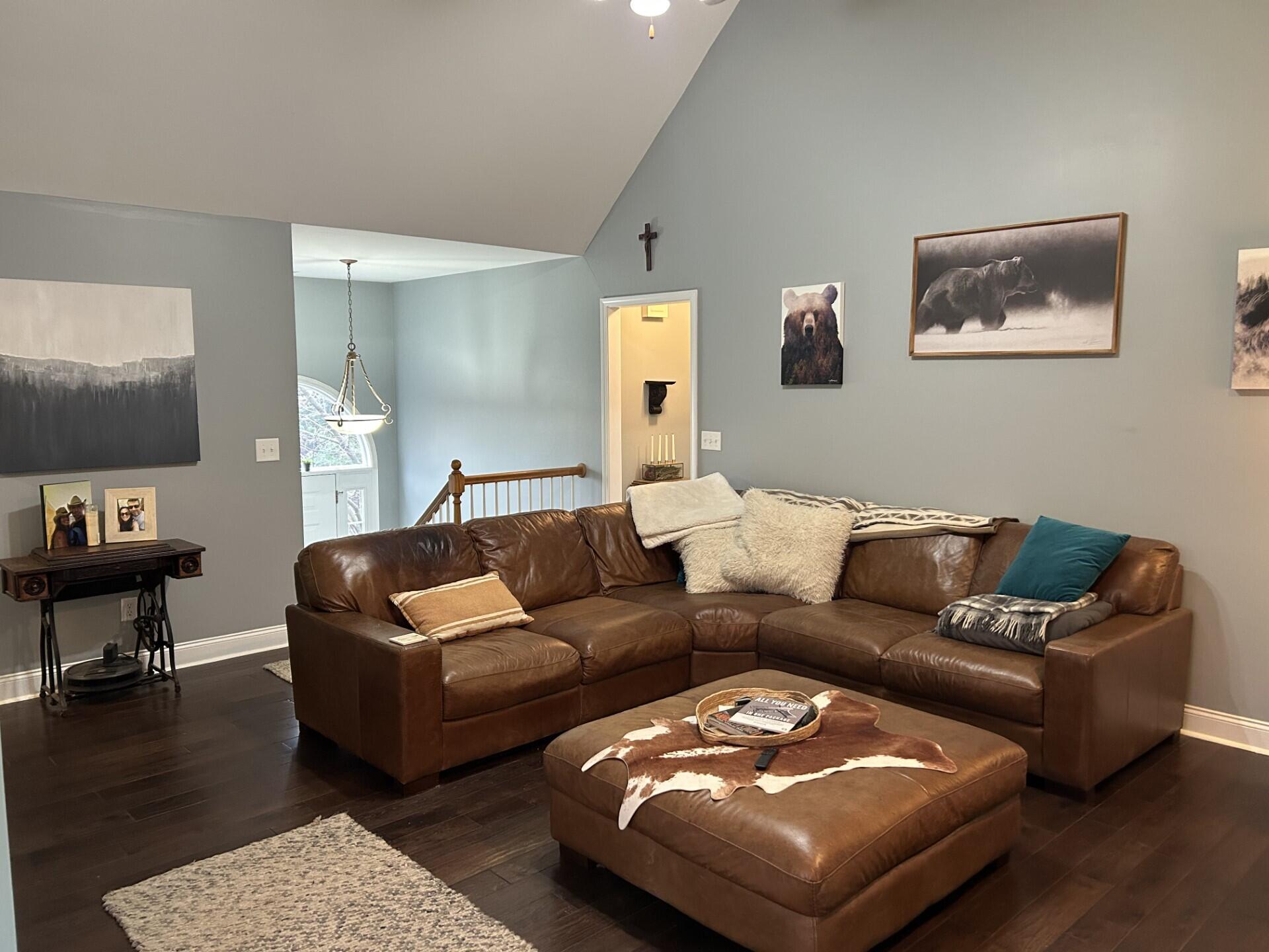 8743 Crestbrook Circle
